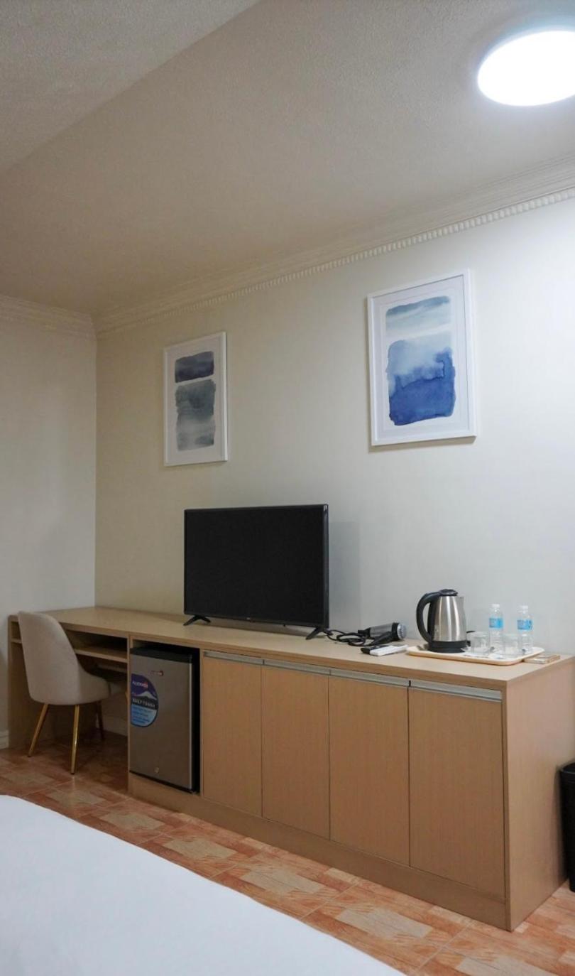 Apartment with Garden View photo 3