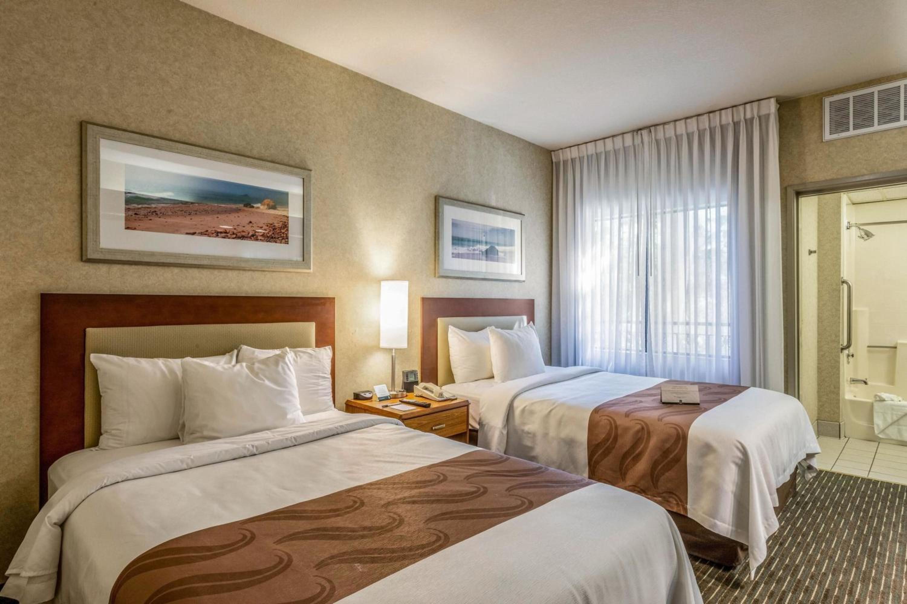 Standard Double Suite with Two Double Beds - Photo 7