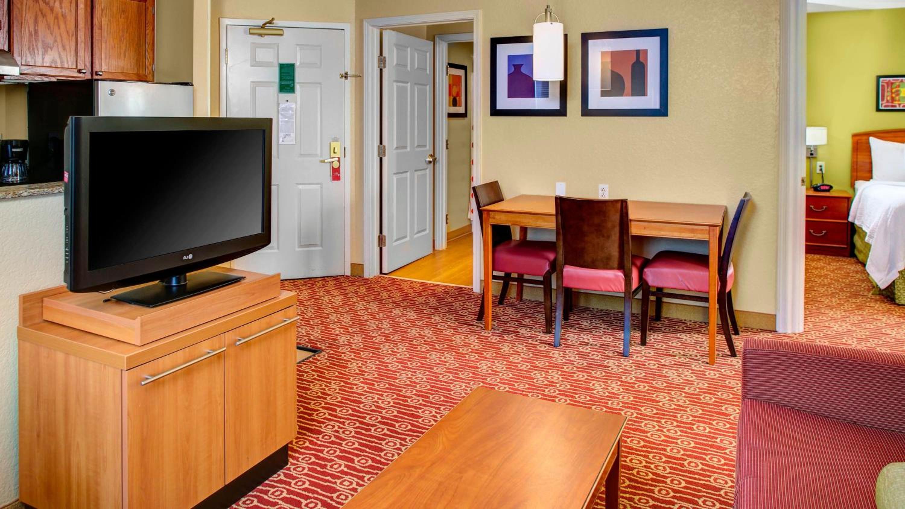 Two-Bedroom Suite - Photo 1