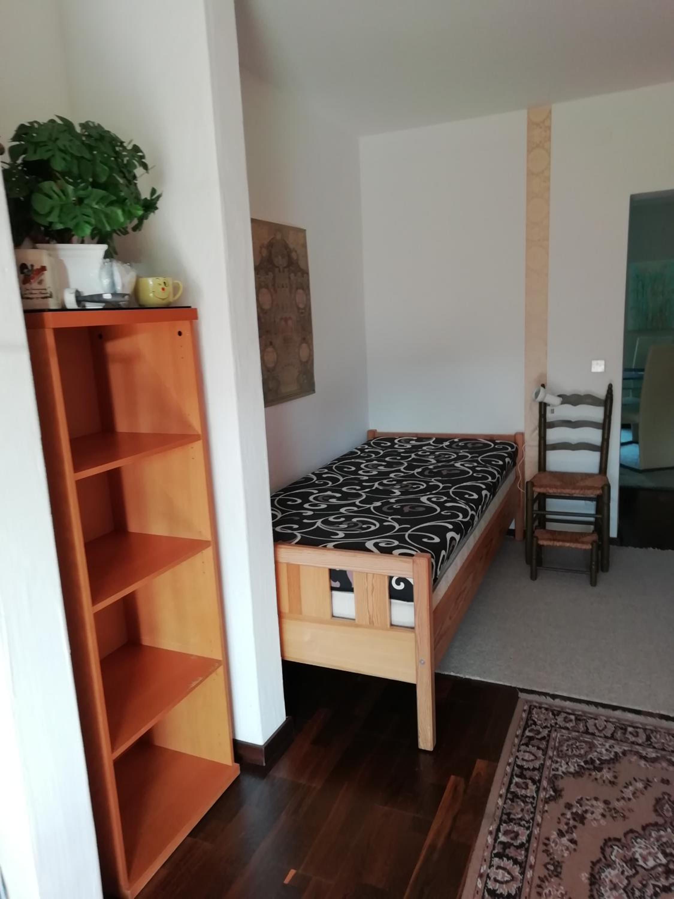 Apartment with Balcony photo 3