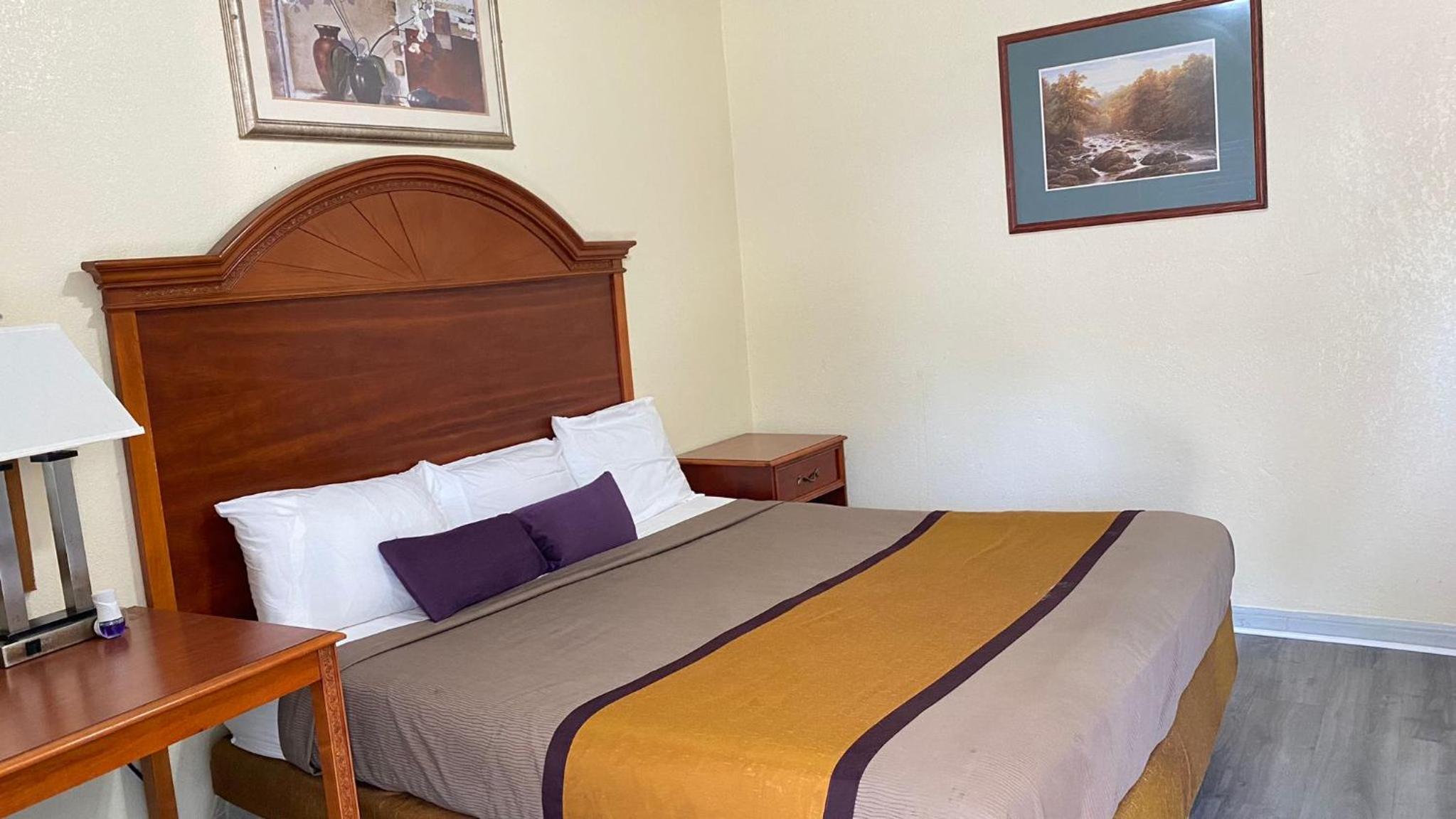 Single Room with Bathroom