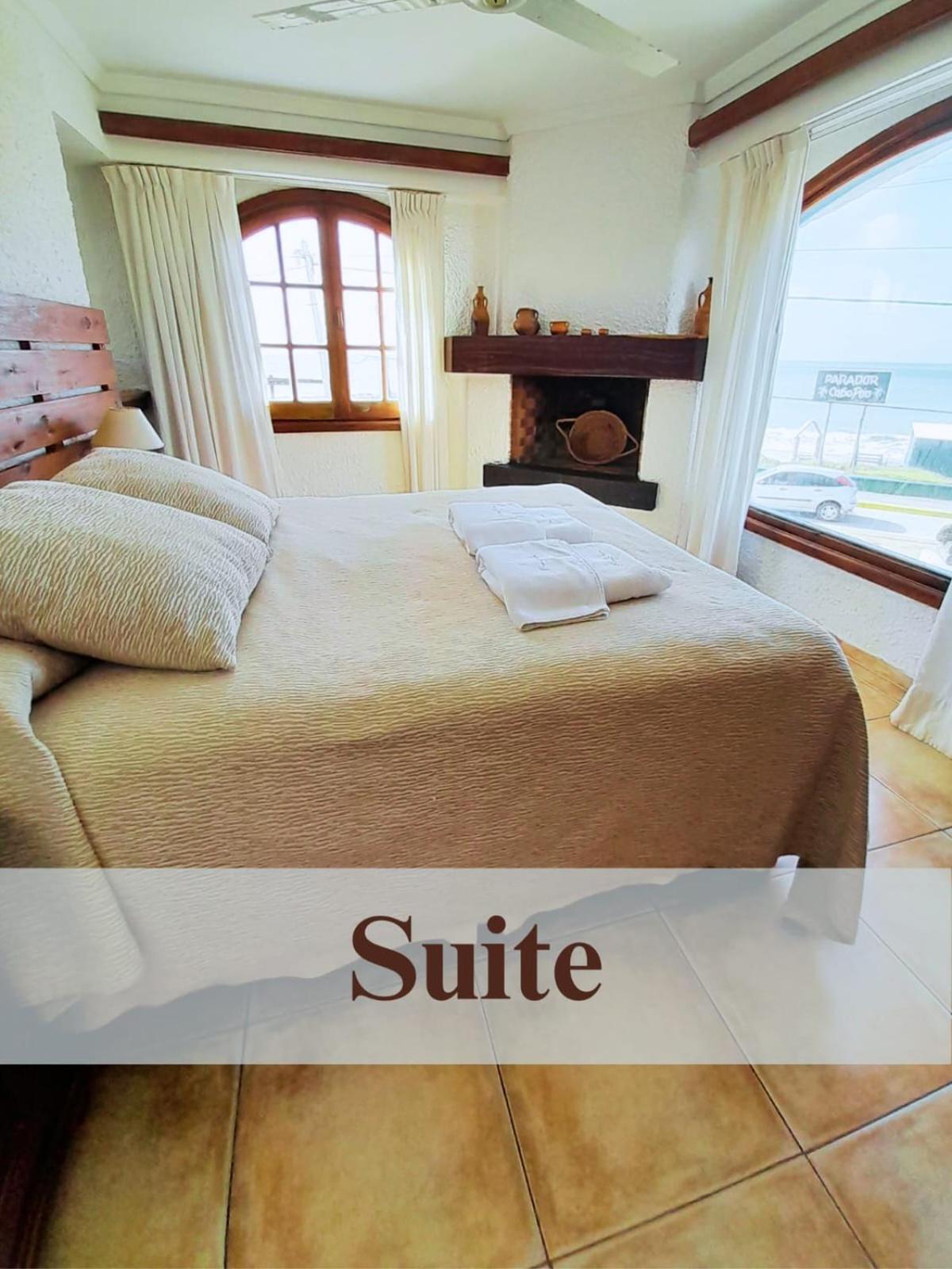 Deluxe Suite with Sea View photo 1