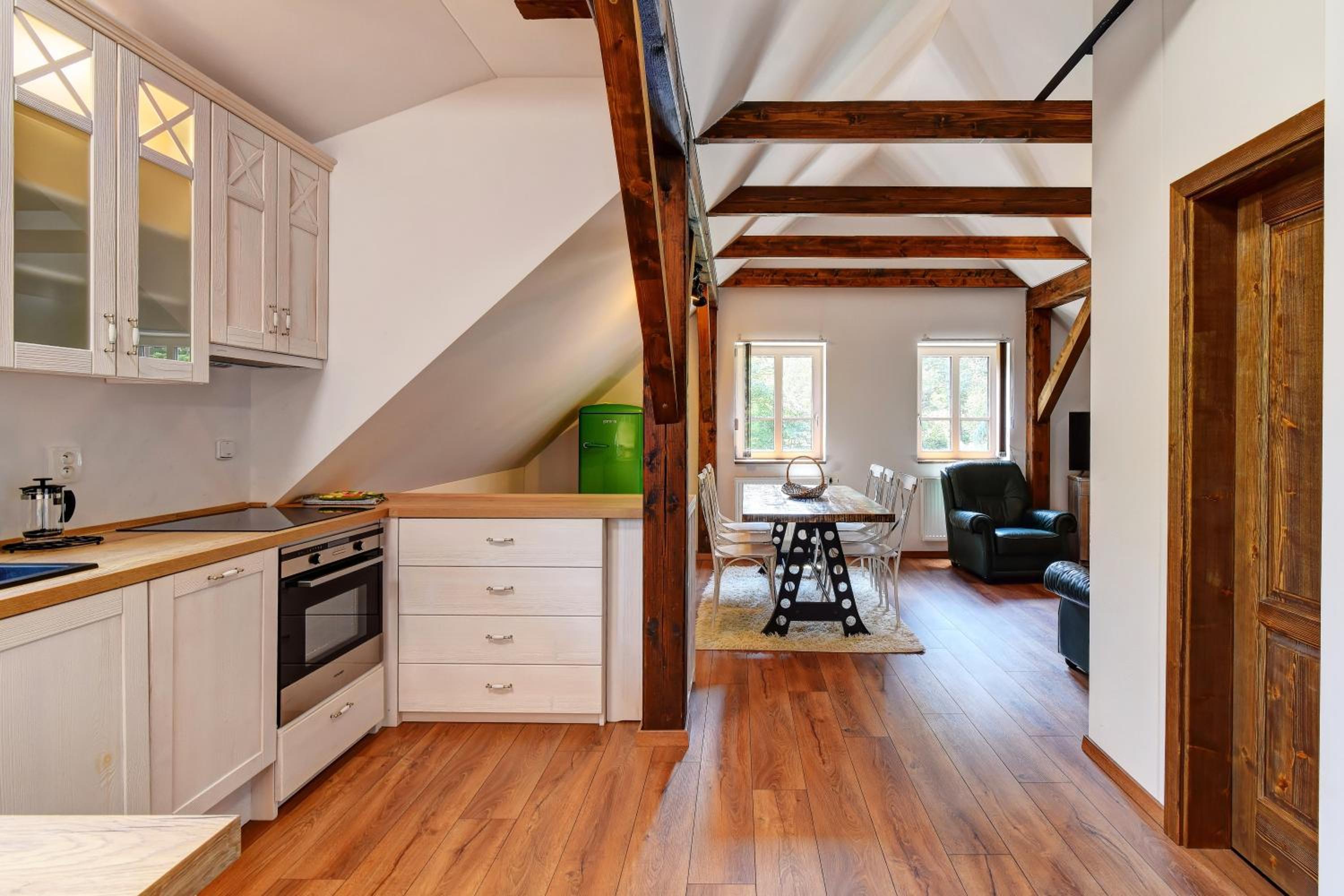 Three-Bedroom Apartment photo 2