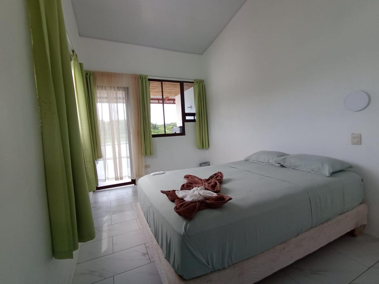 Triple Room with Lake View photo 1