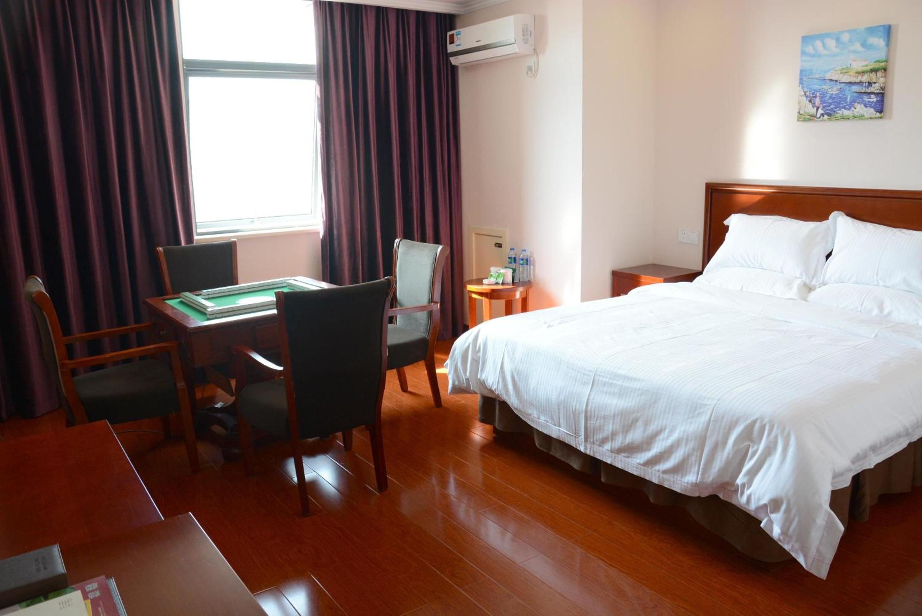 Mainland Chinese Citizens - Queen Room - Photo 3