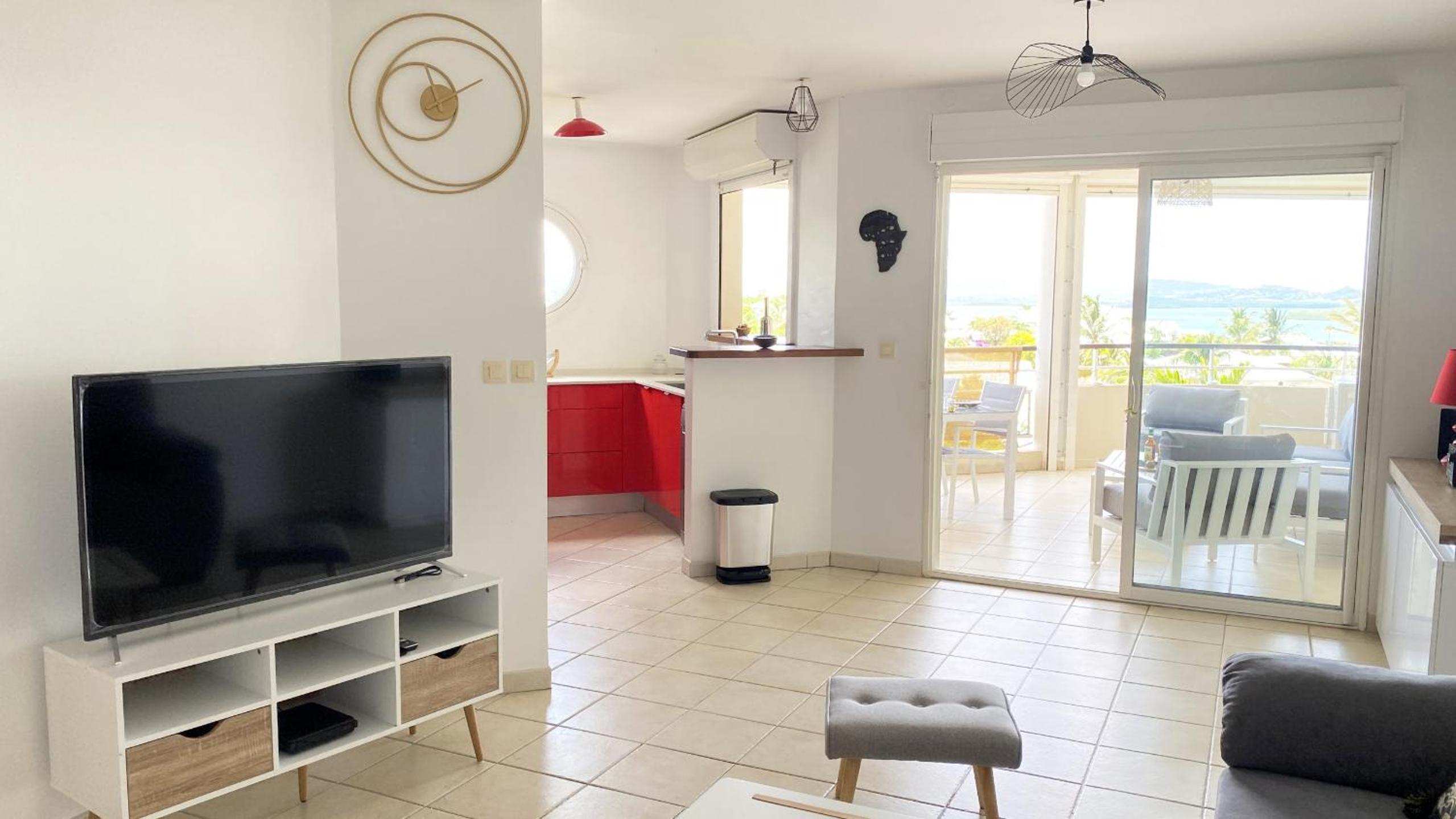 Apartment with Terrace photo 2