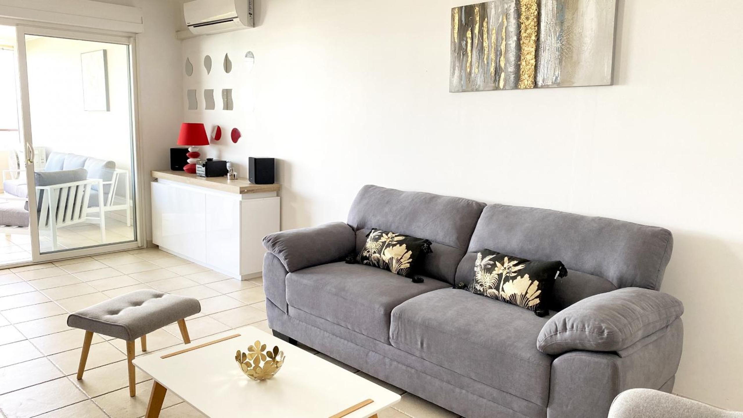 Apartment with Terrace photo 3