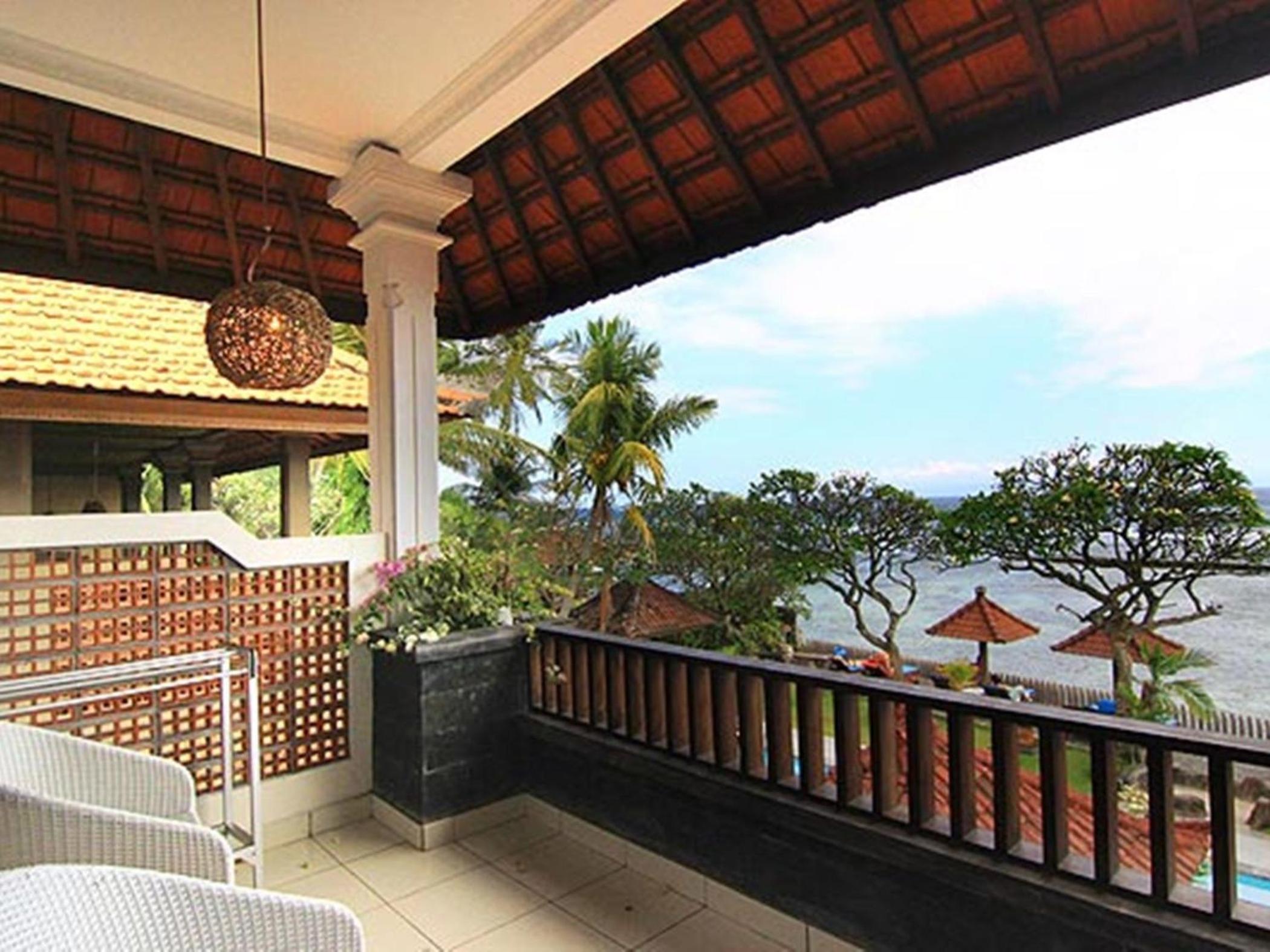 Double Room with Balcony and Sea View photo 2