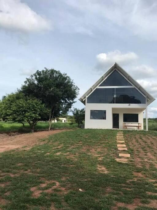 Three-Bedroom House photo 3