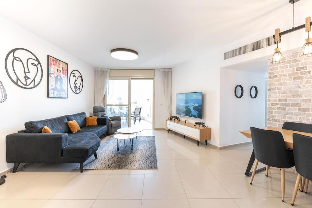 Apartment photo 1