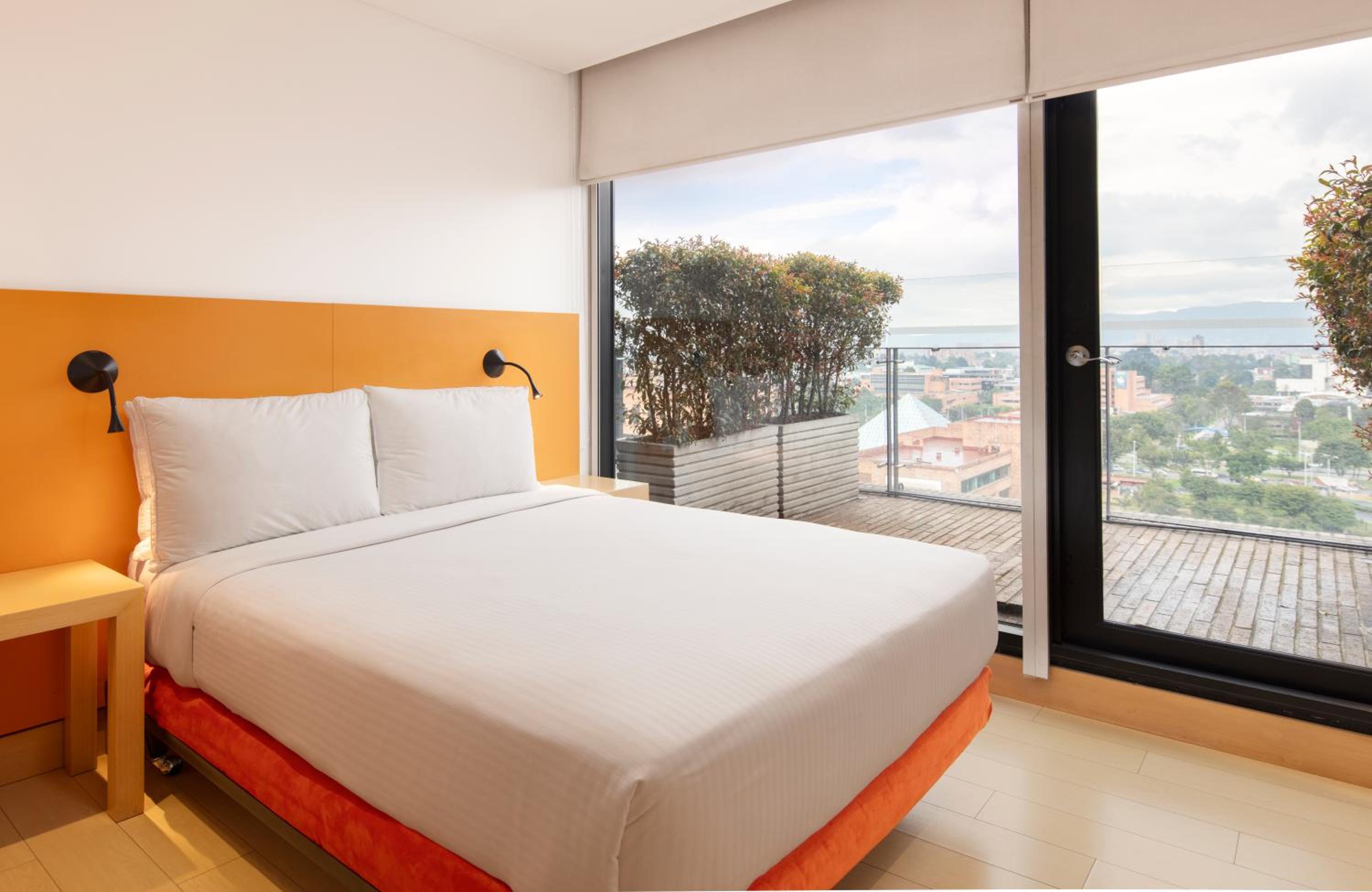 Queen Room with Balcony