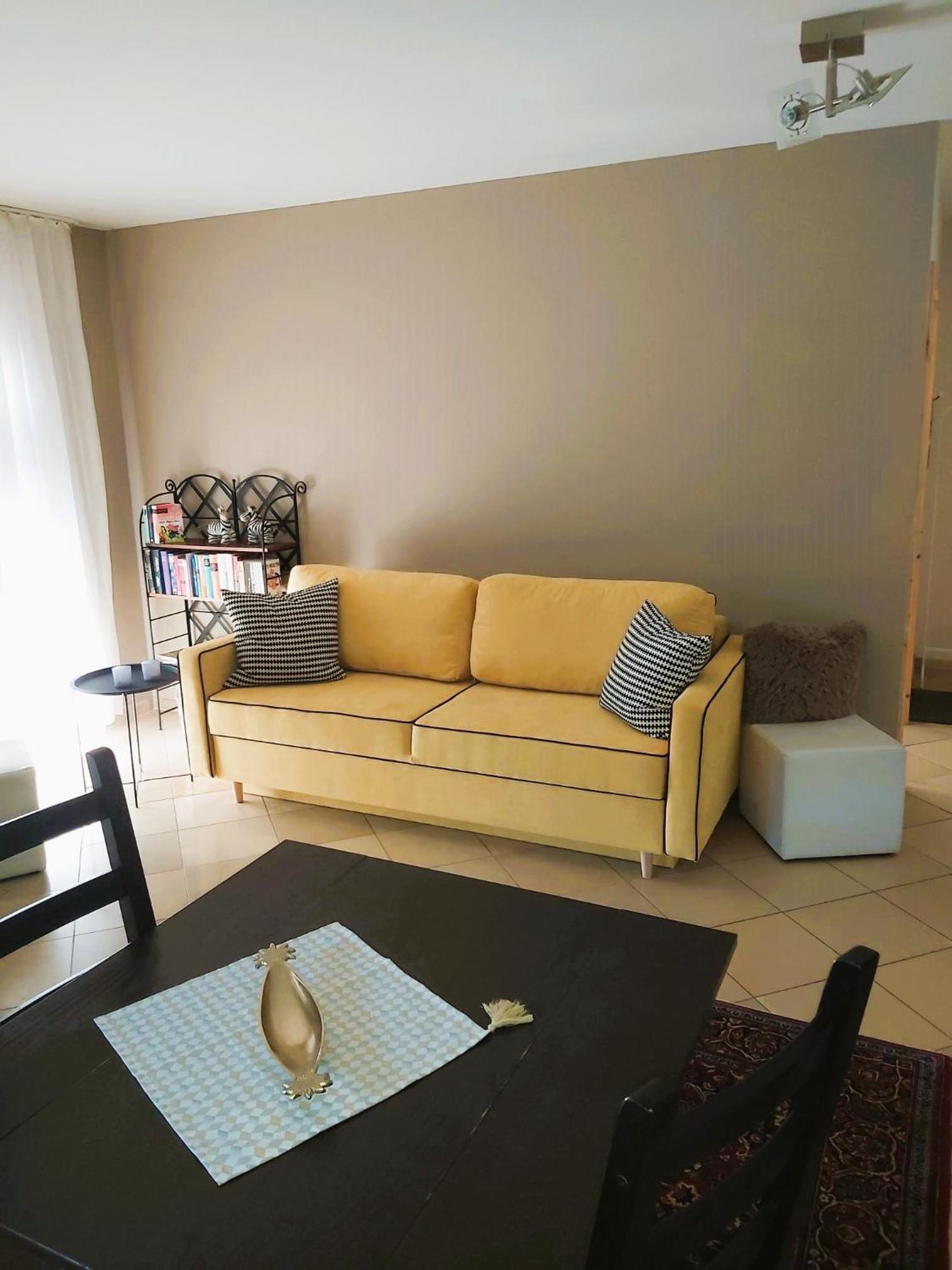 One-Bedroom Apartment photo 1
