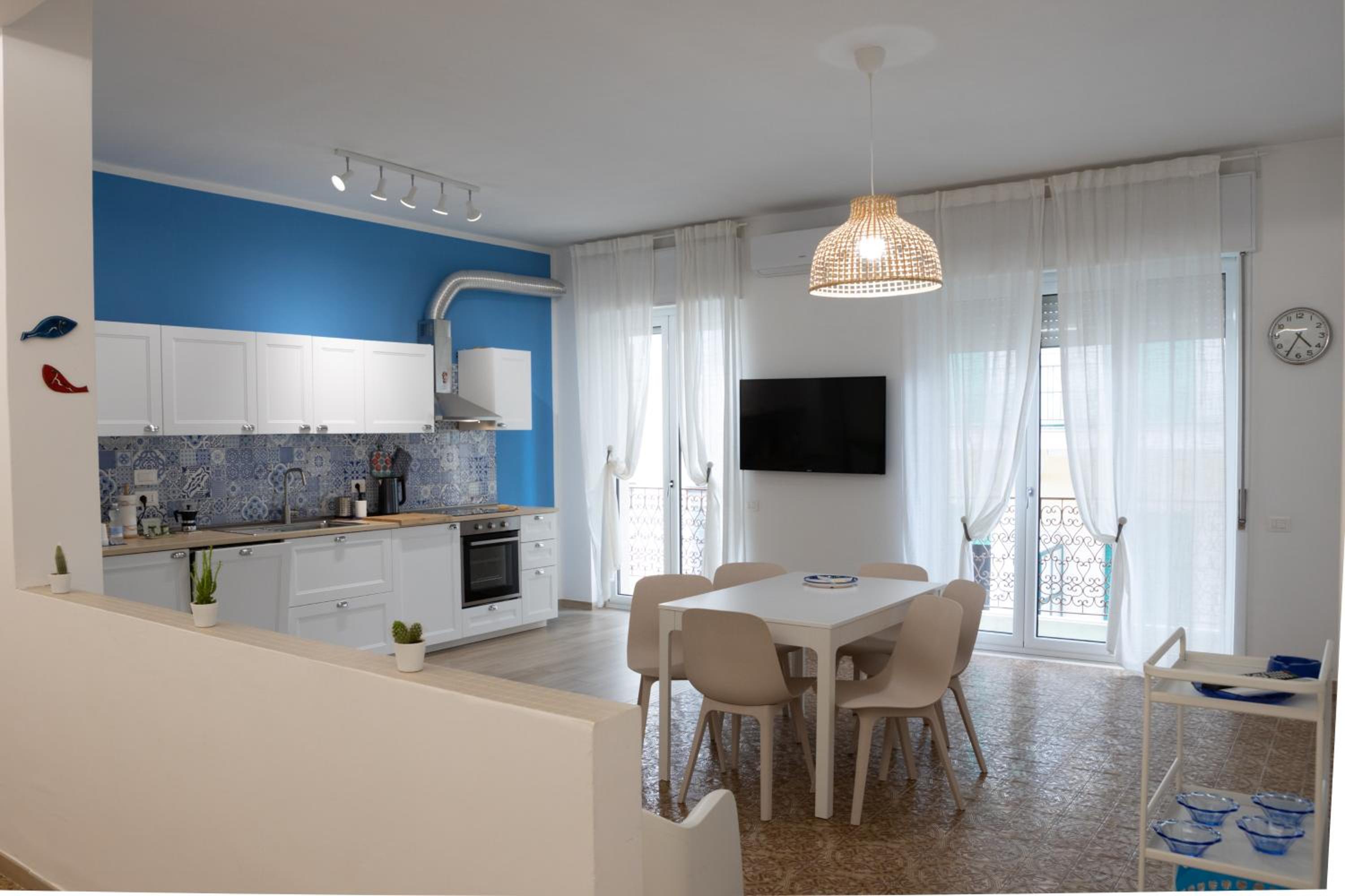 Two-Bedroom House photo 3
