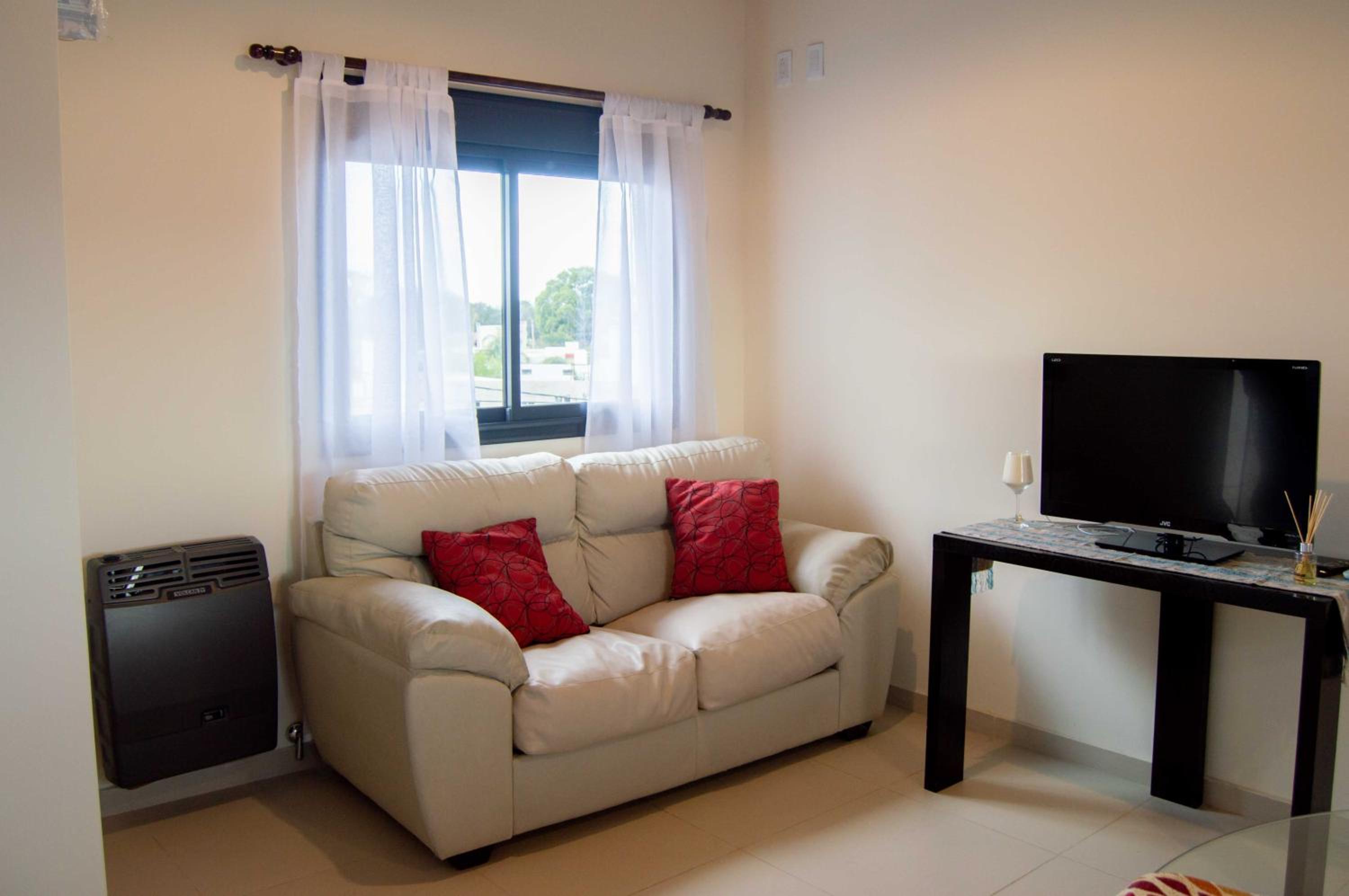 One-Bedroom Apartment photo 1