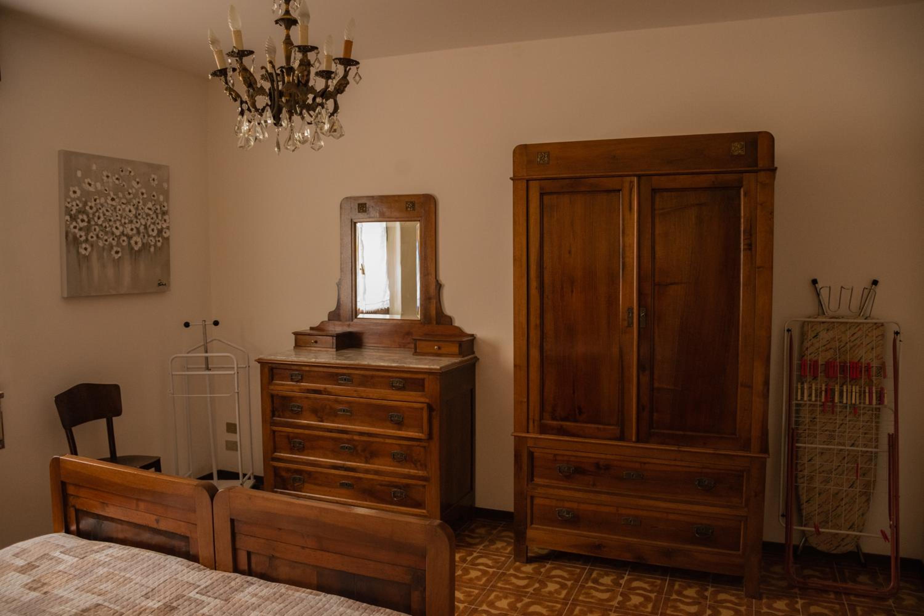 One-Bedroom House photo 1