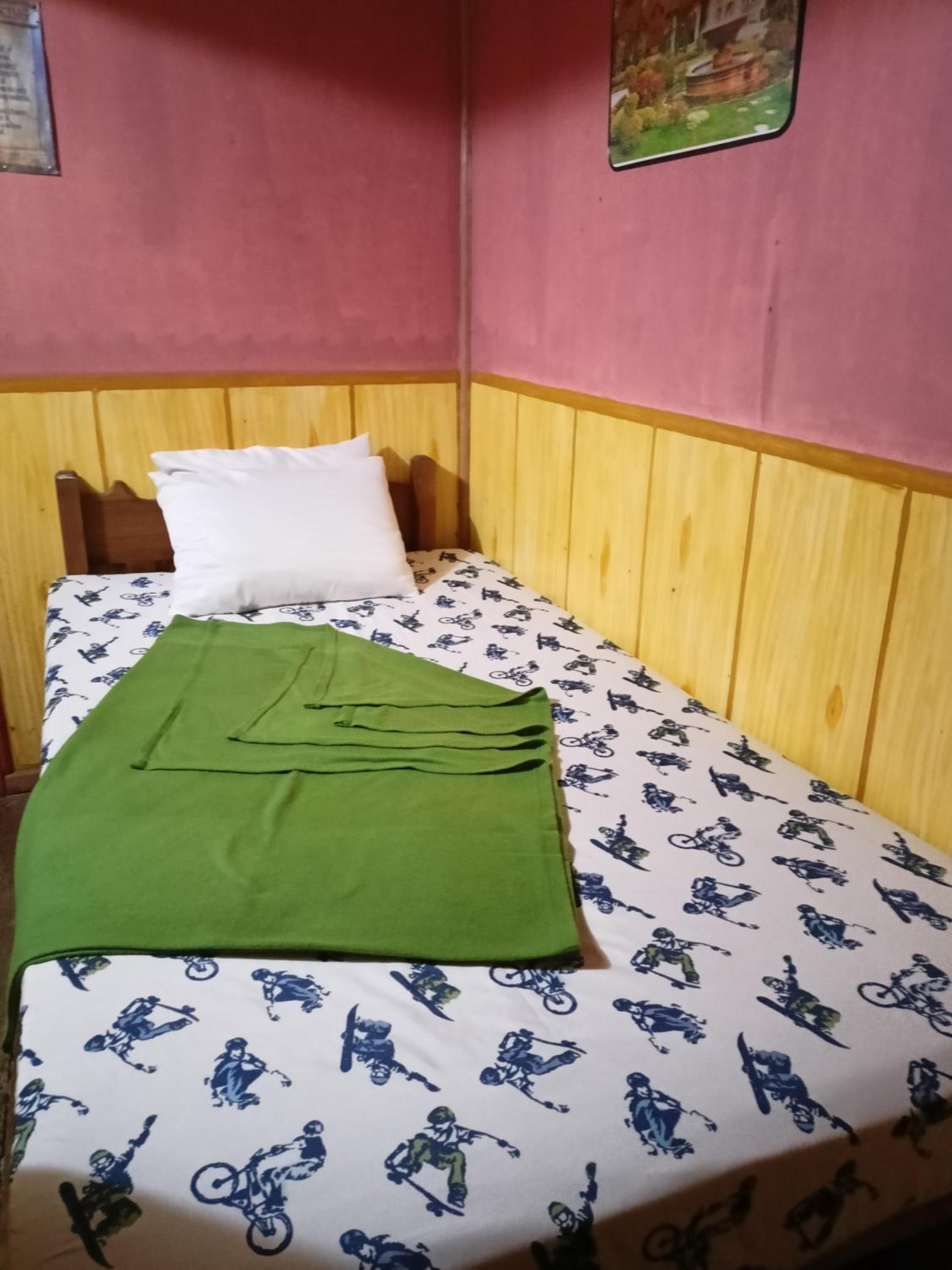 Single Room with Shared Shower and Toilet