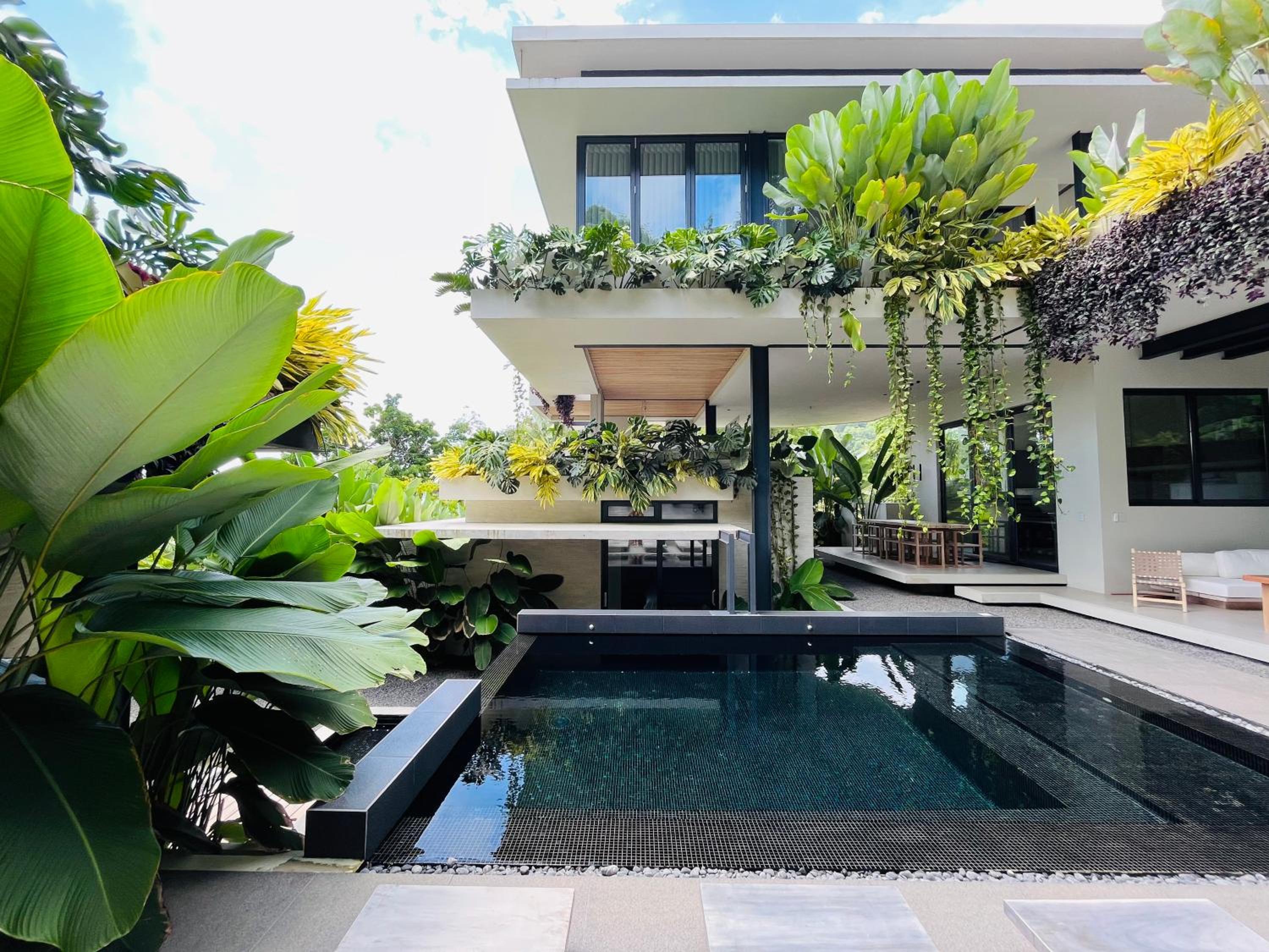 Villa photo 2