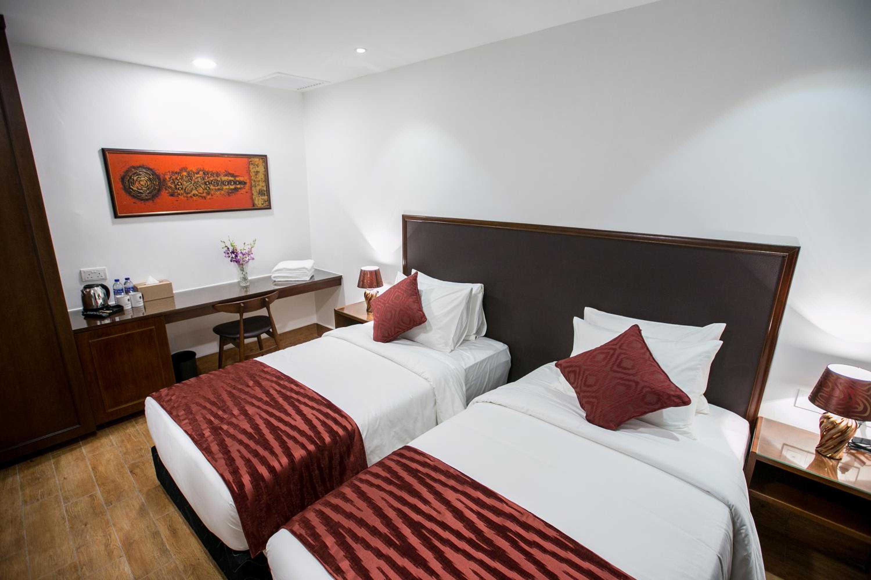Premier Queen or Twin Room photo 1