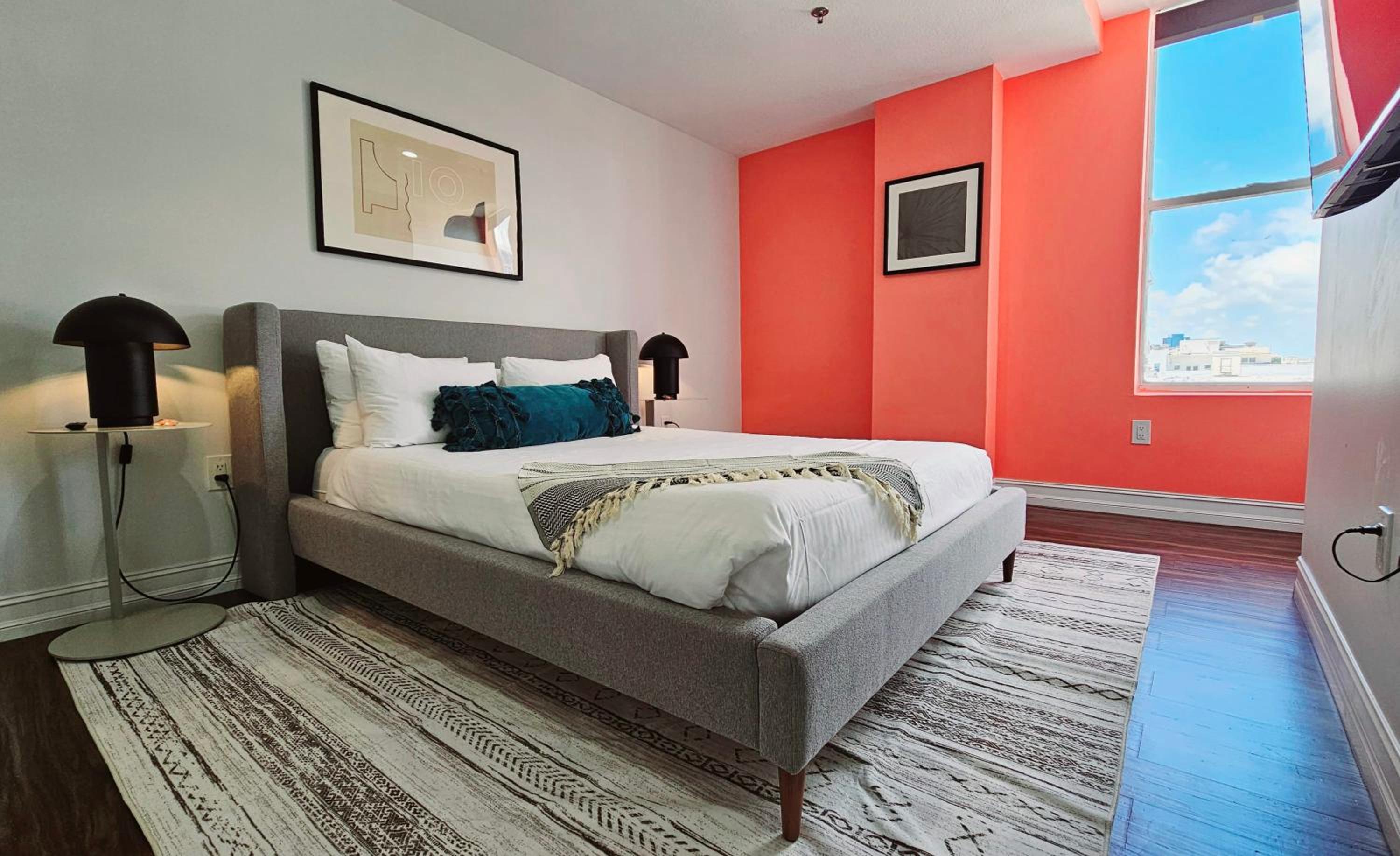 Apartment photo 1