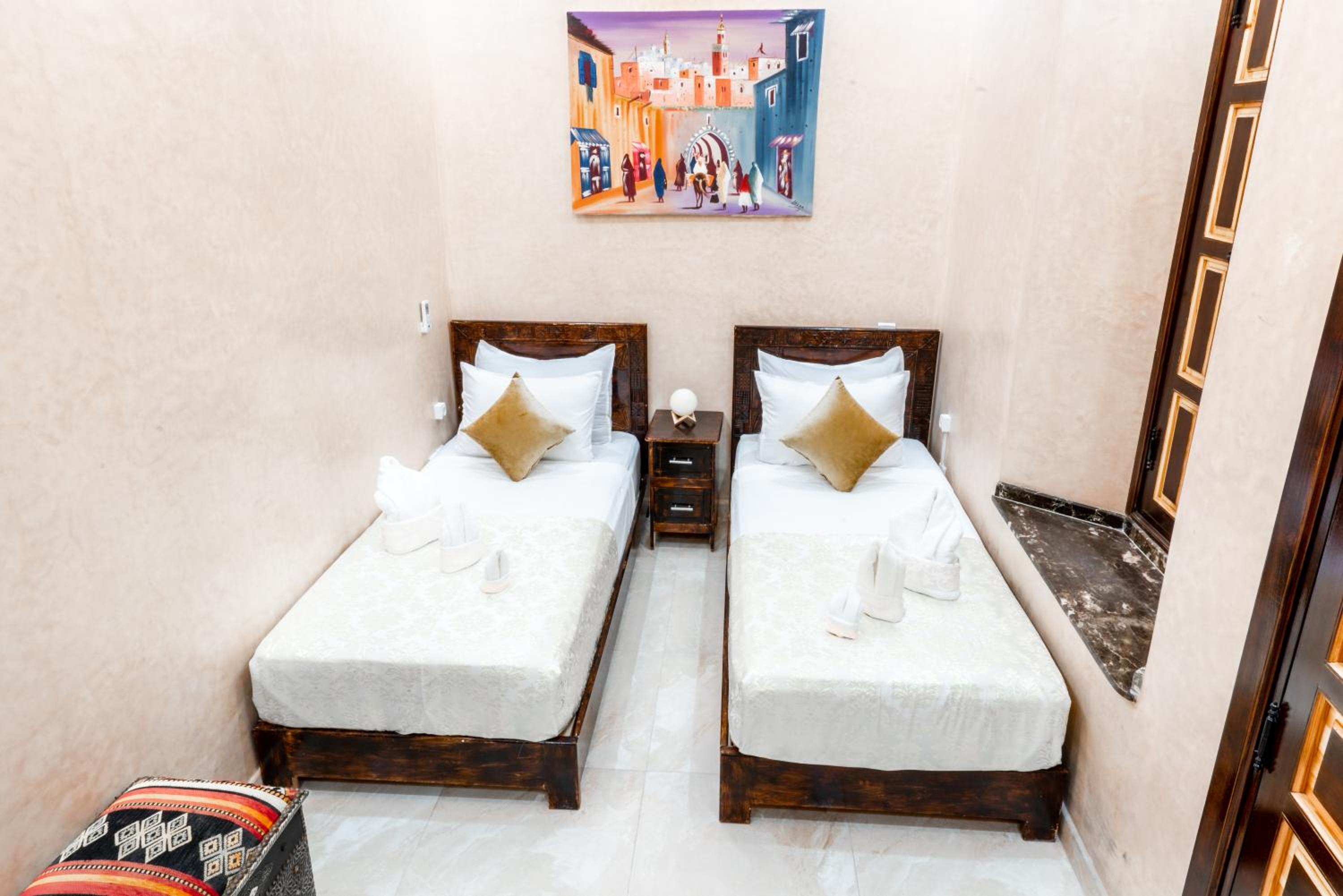 Standard Twin Room