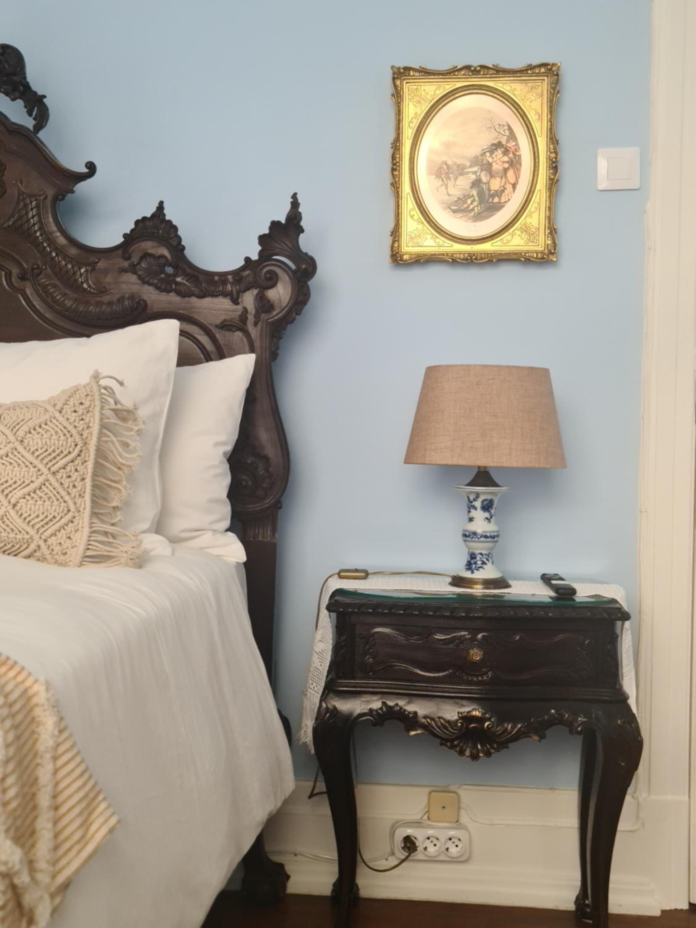 Large Double Room - Photo 2