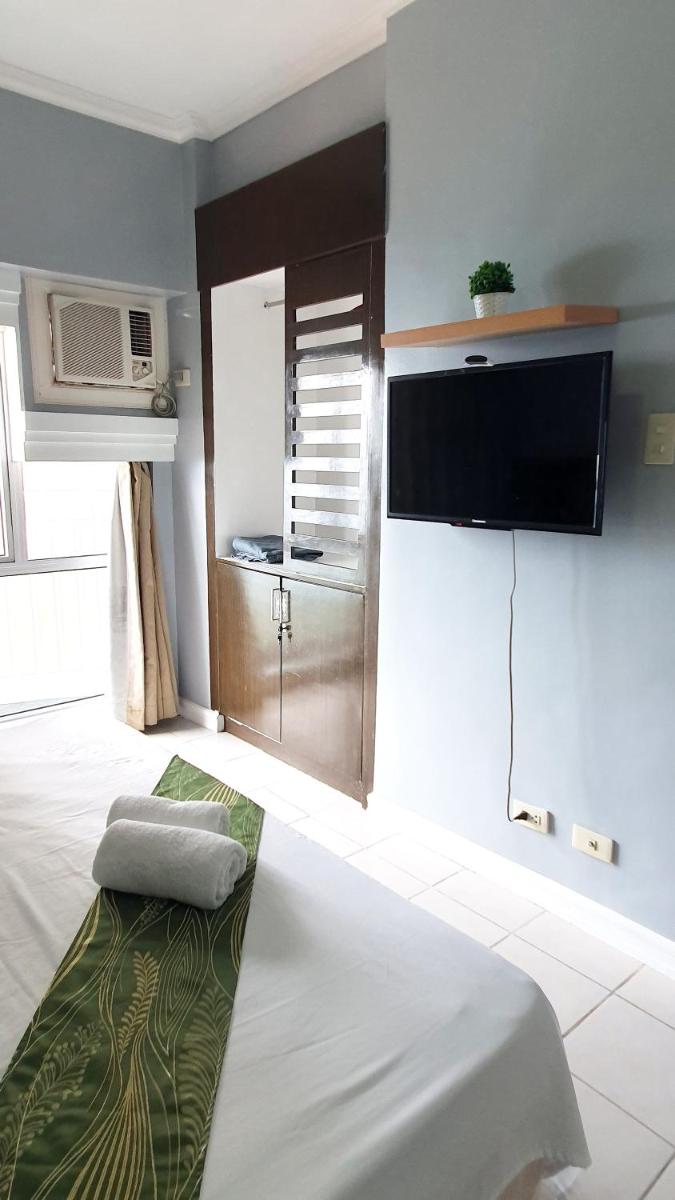 Apartment with Lake View photo 3