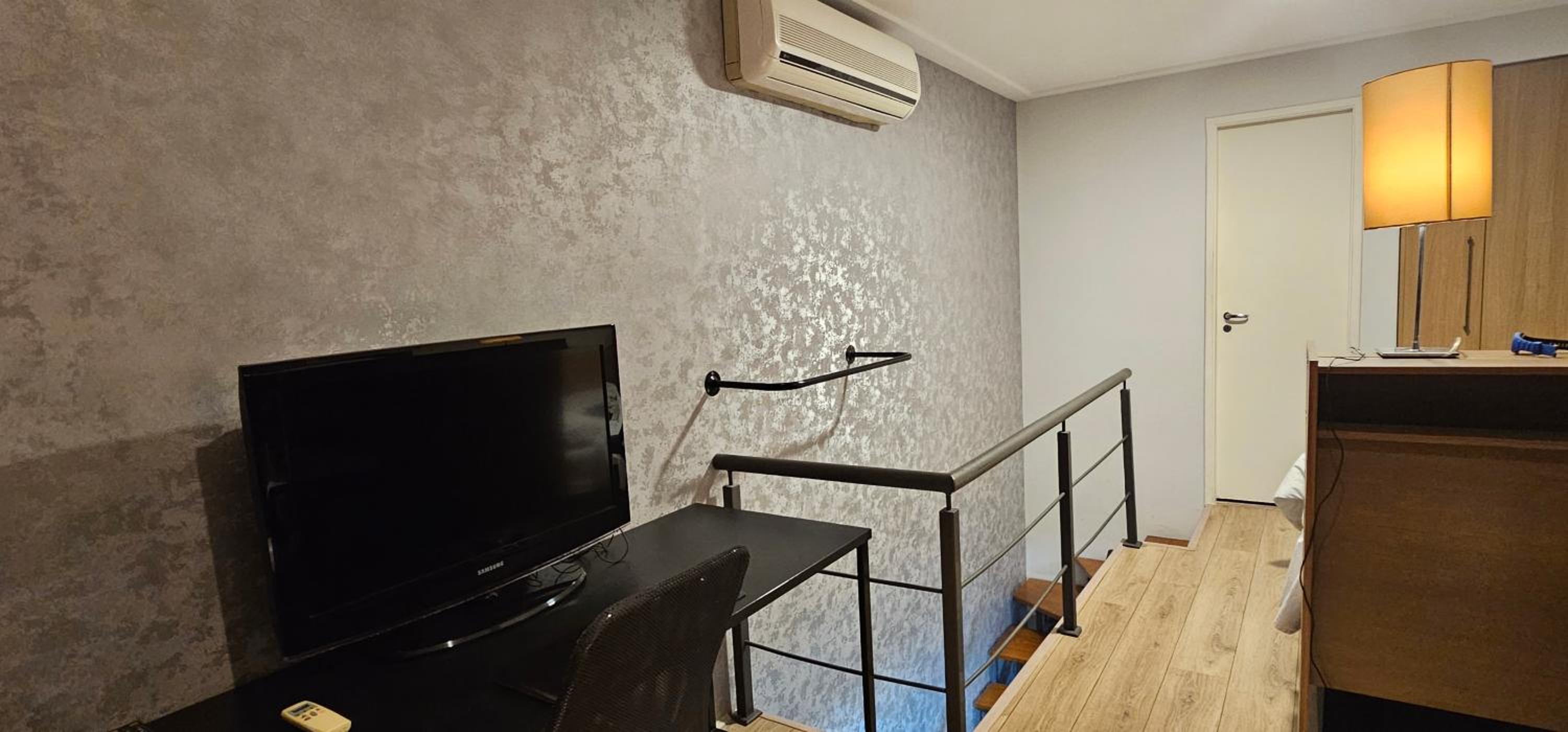 Apartment with Balcony - Photo 36