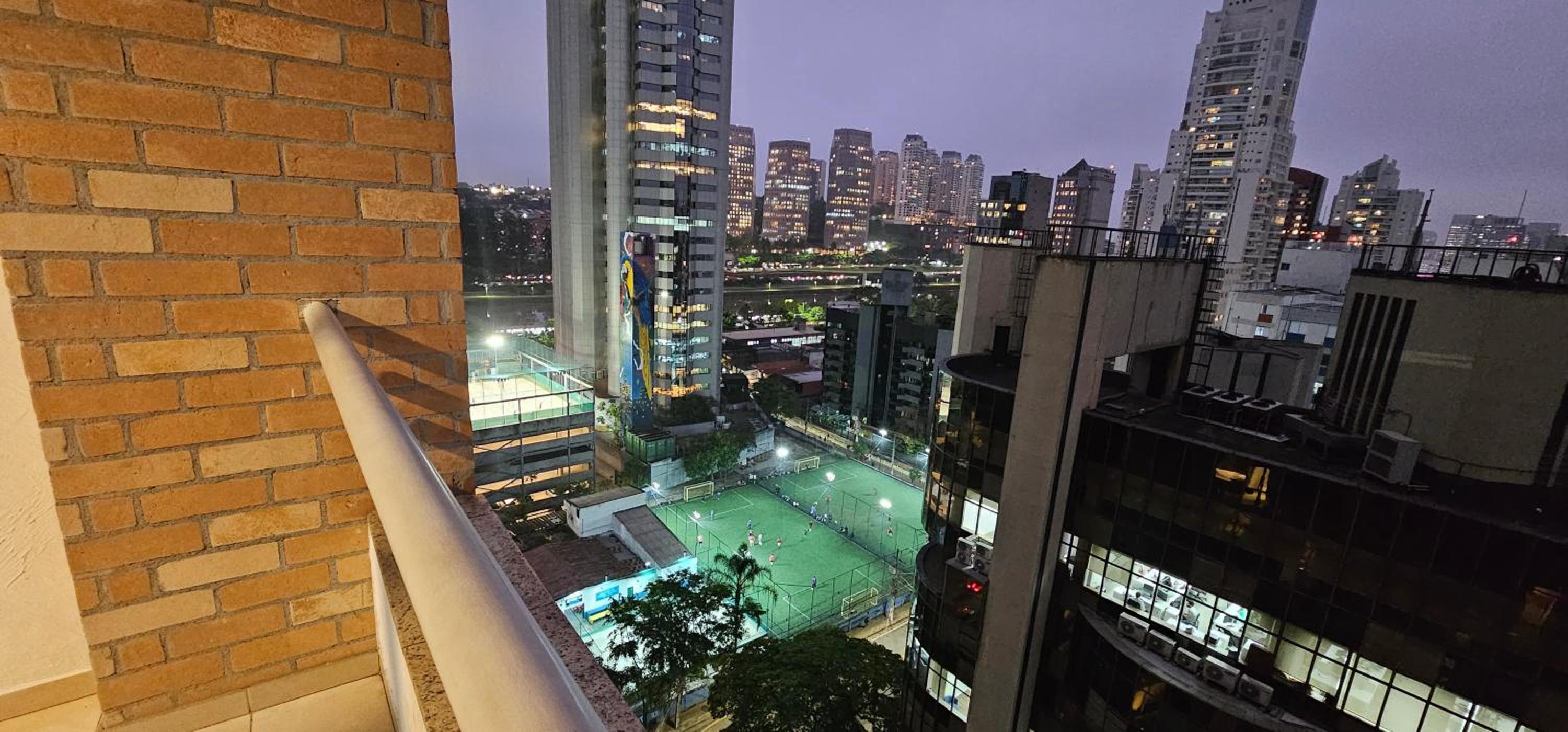 Apartment with Balcony - Photo 38