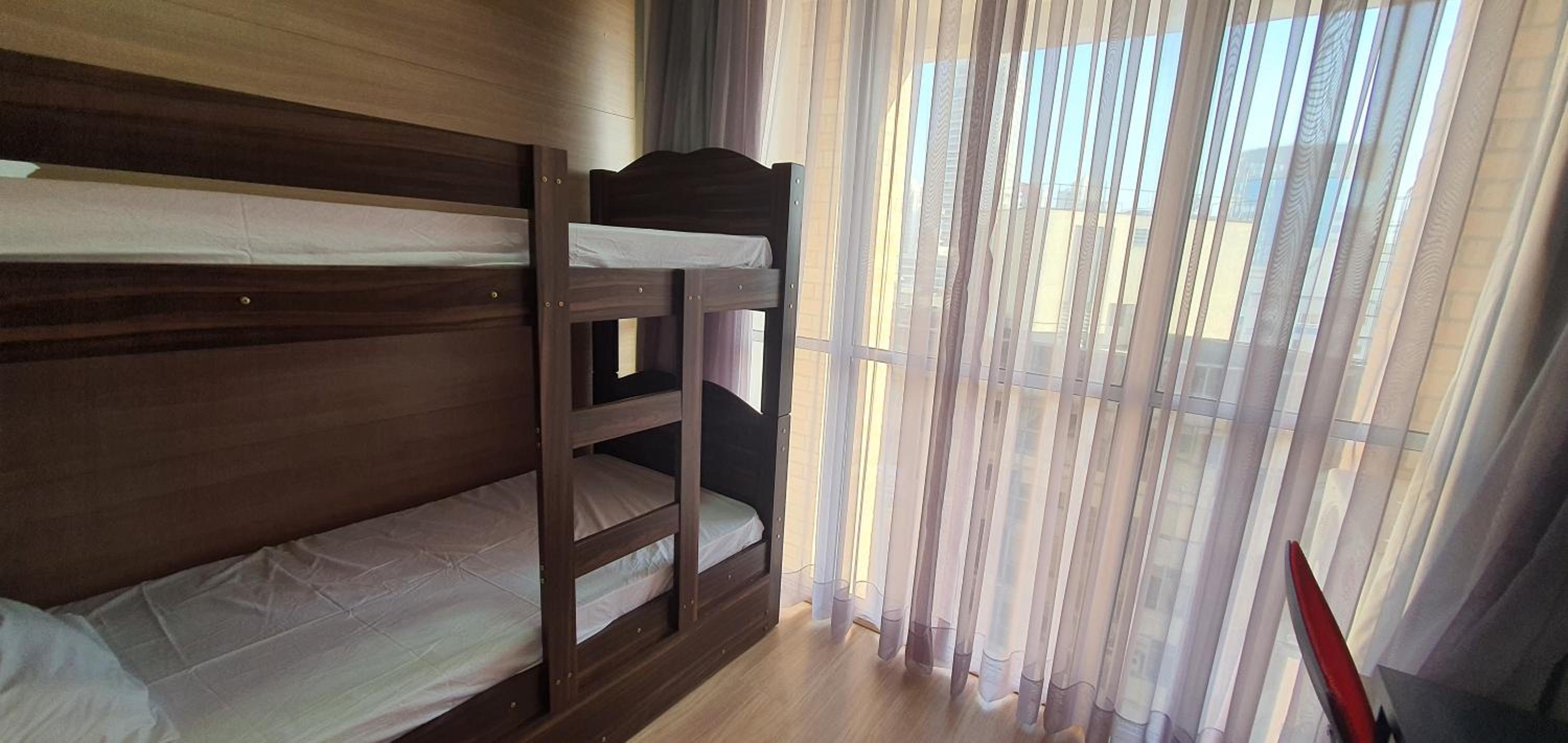Apartment with Balcony - Photo 43