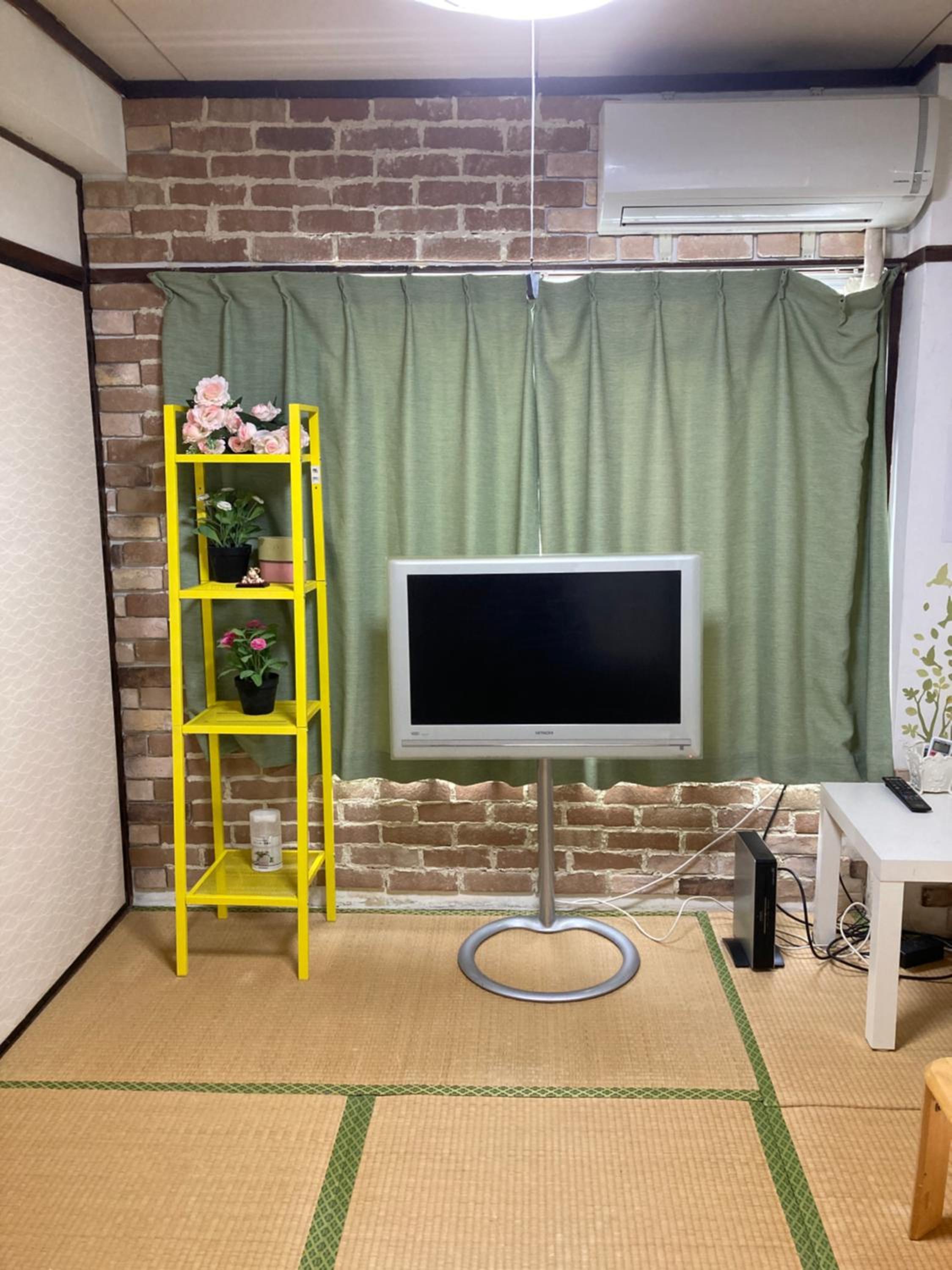 Three-Bedroom Apartment - Photo 1