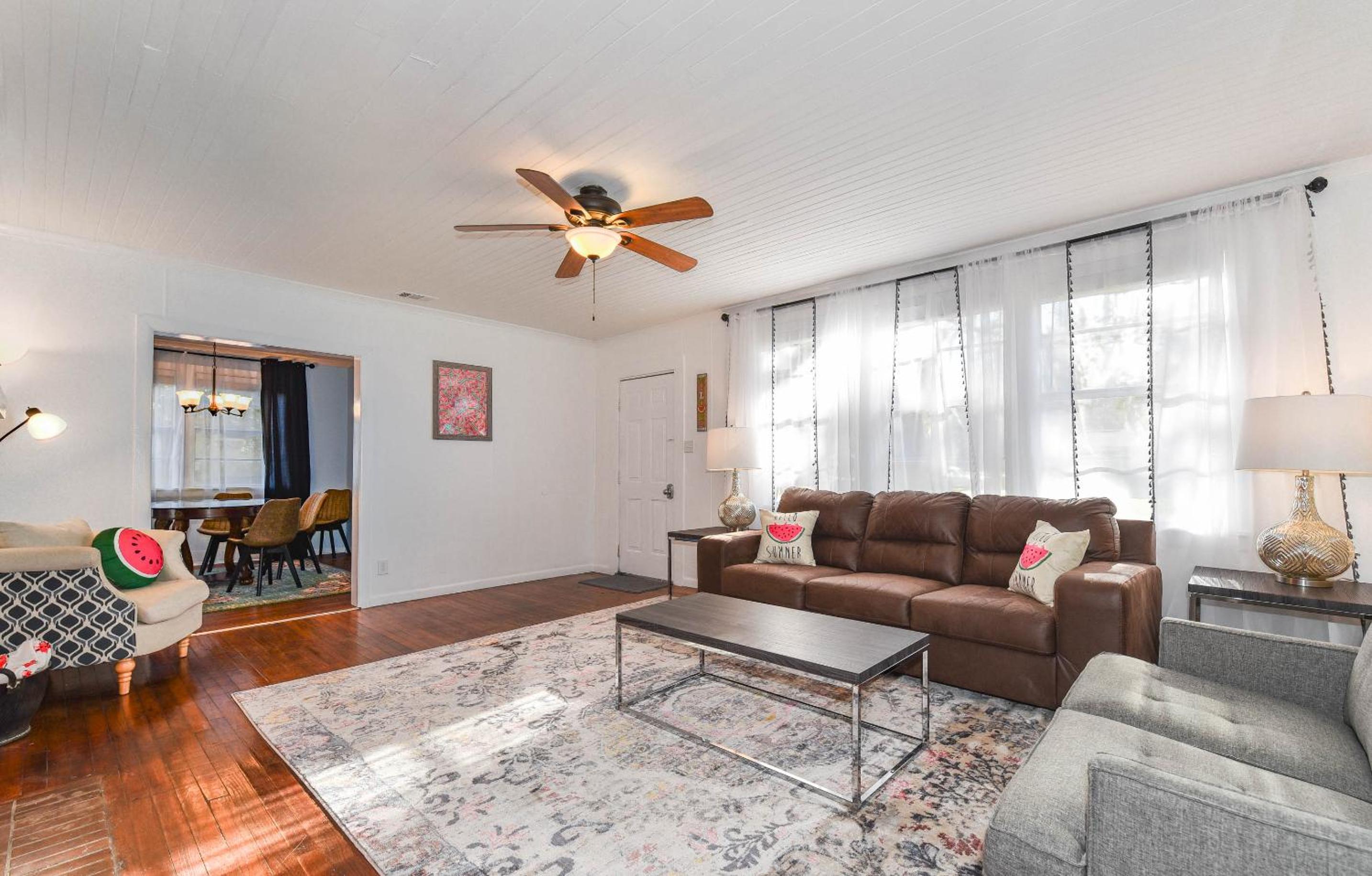 Three-Bedroom Vacation Home  photo 1