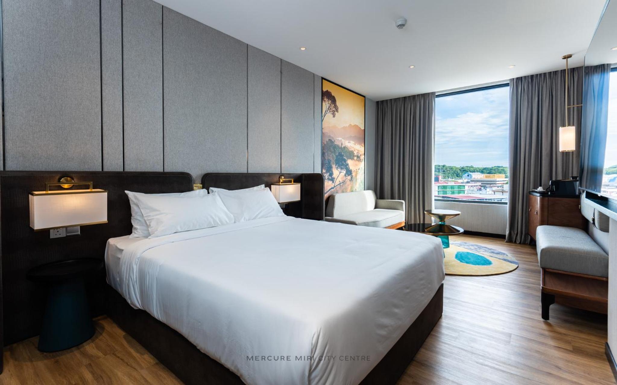 Junior King Suite - Photo 2
