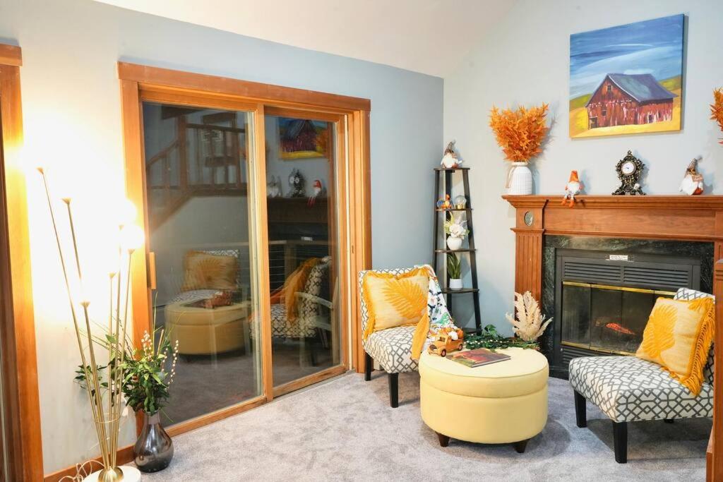 Five-Bedroom House photo 1