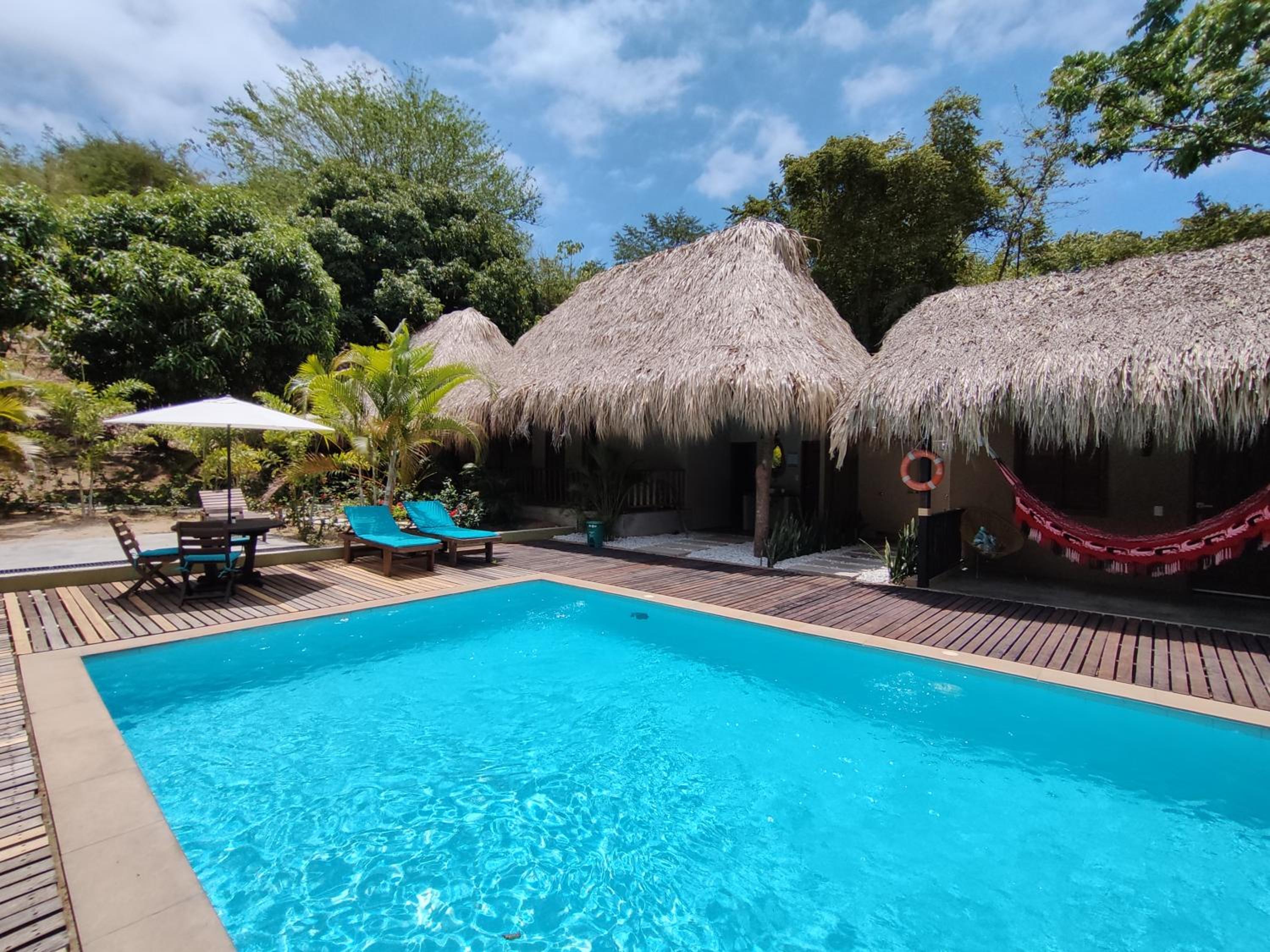 Deluxe Bungalow photo 2