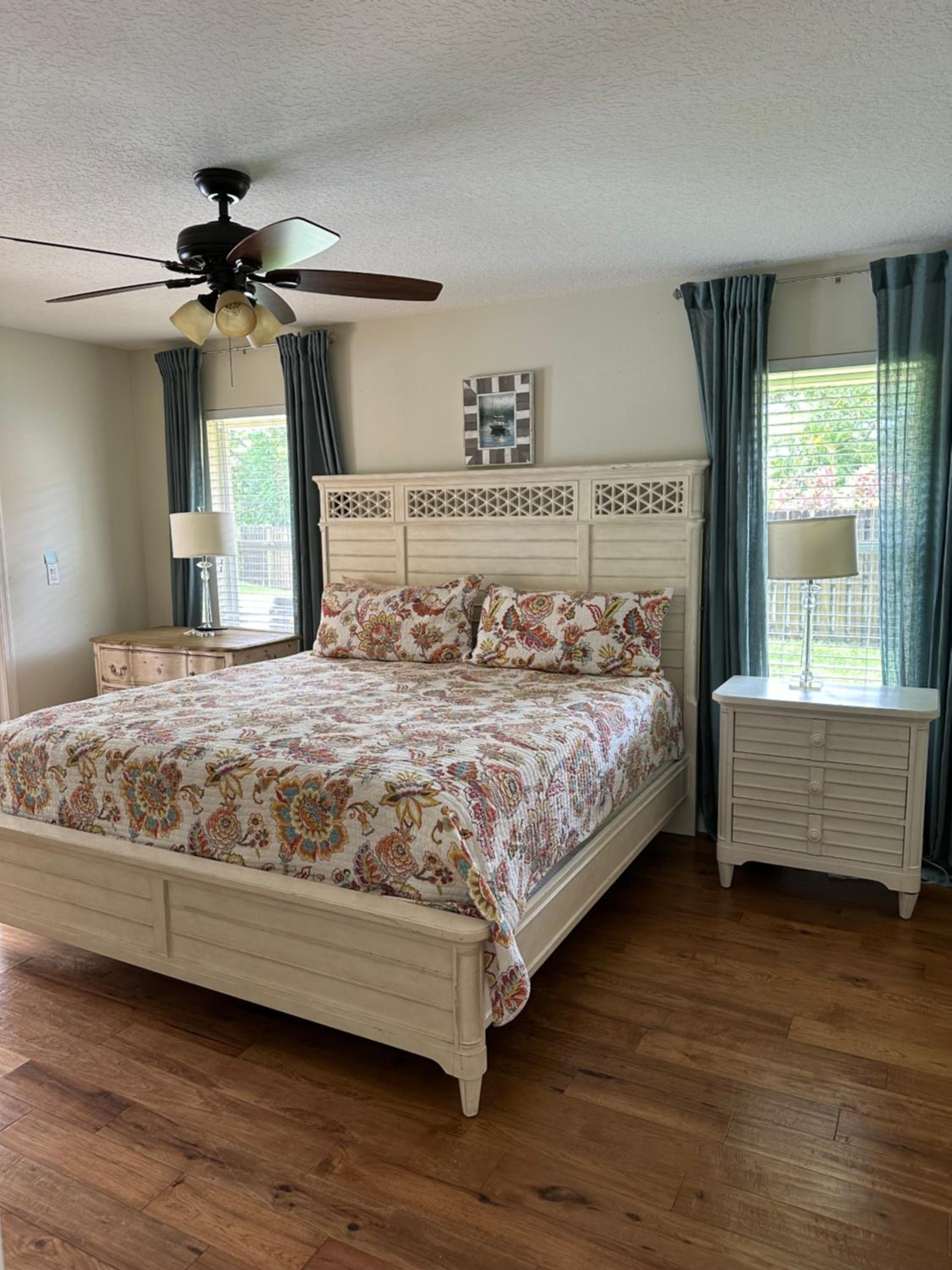 Three-Bedroom House photo 1