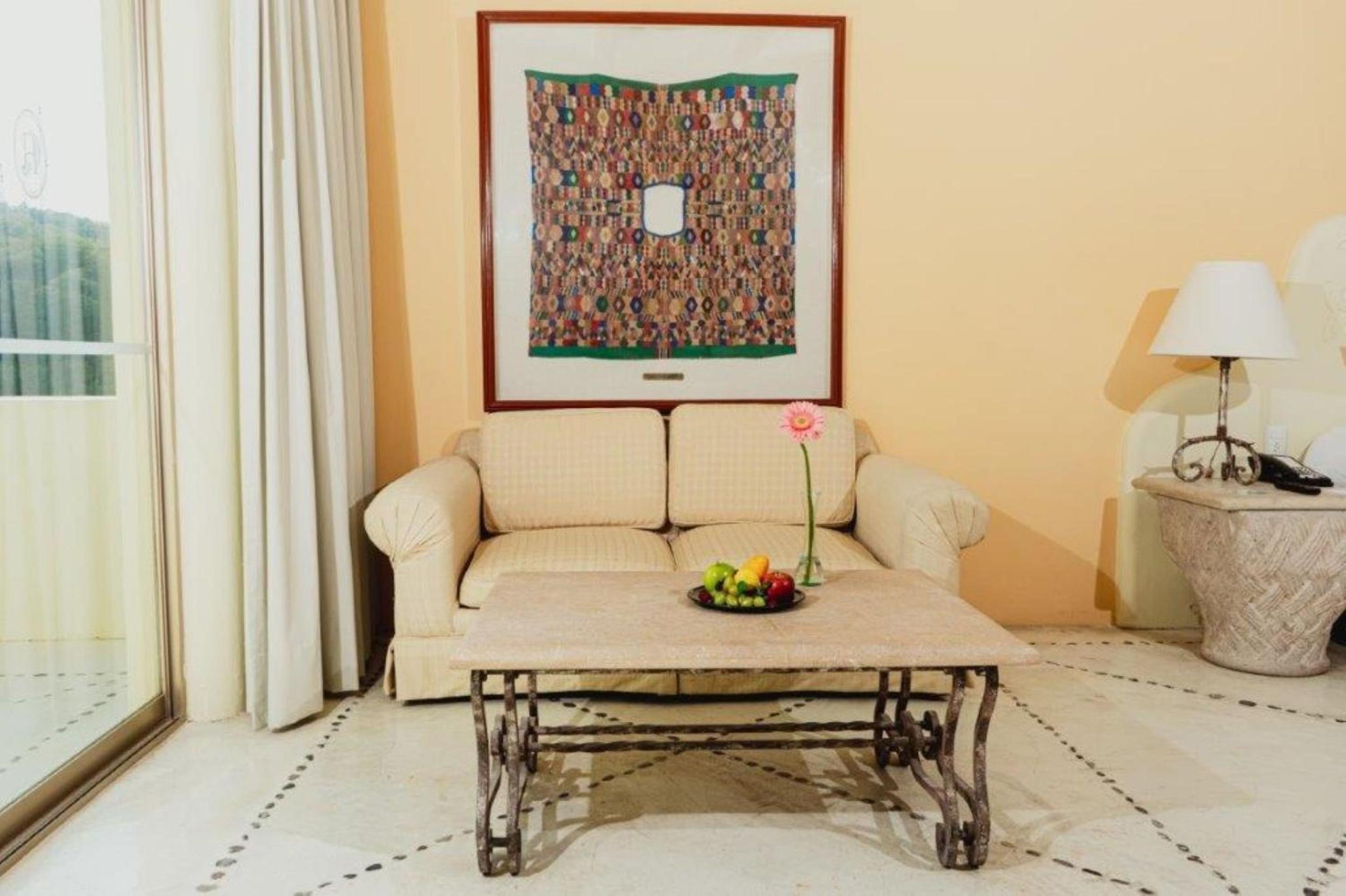 Master Suite King  - Photo 14