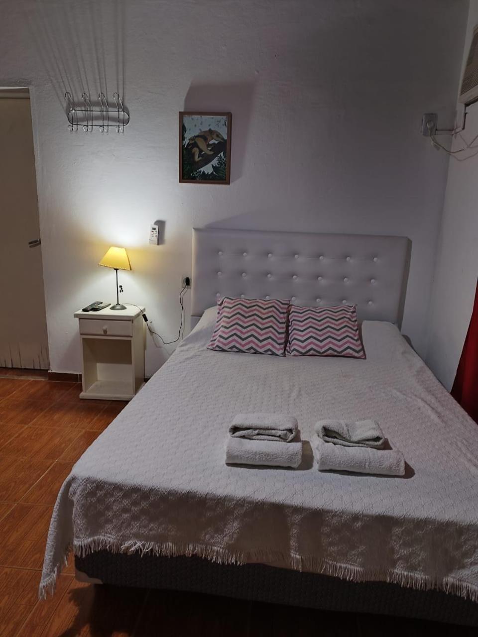 One-Bedroom House photo 1