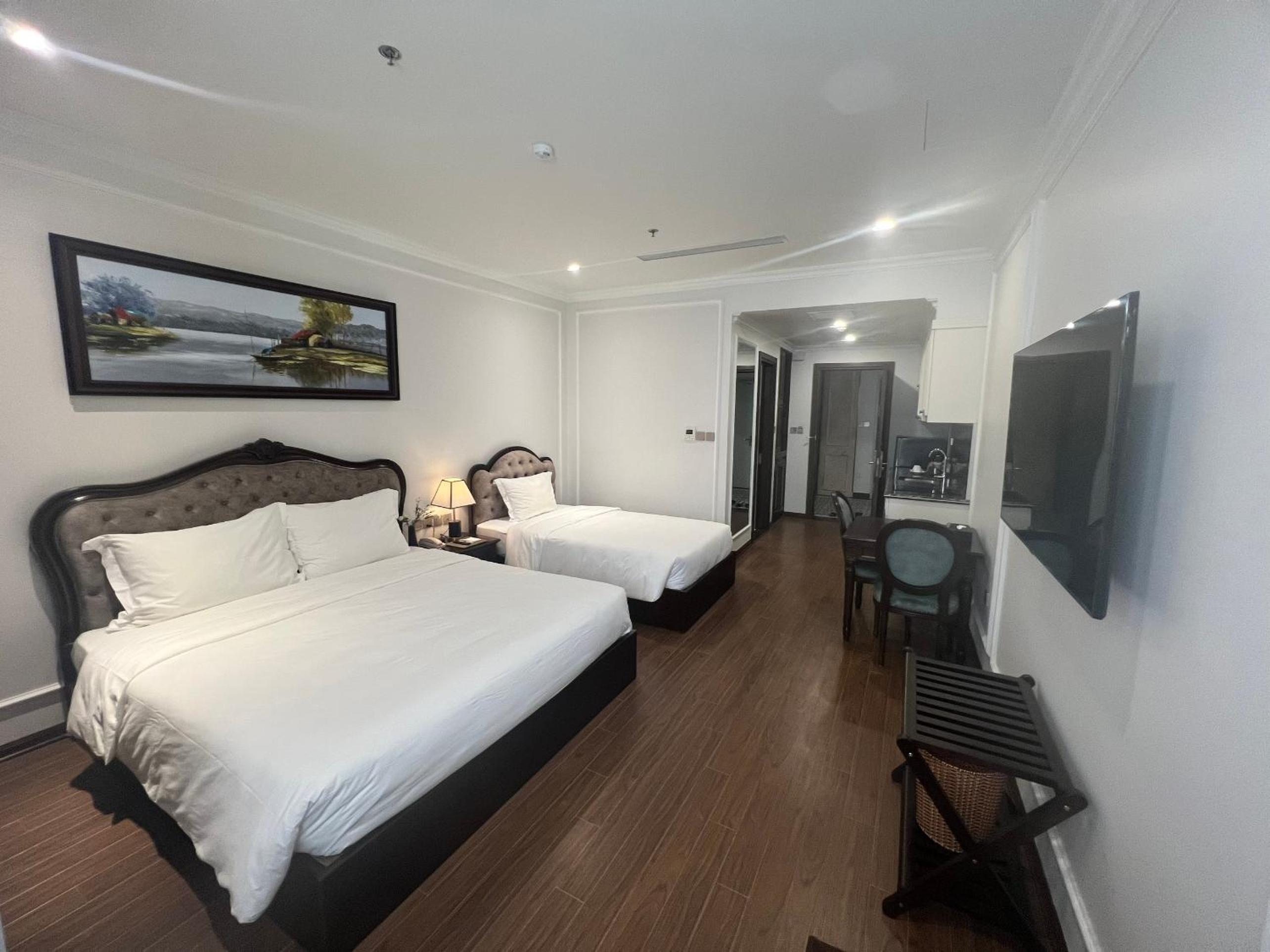 Standard Twin Room