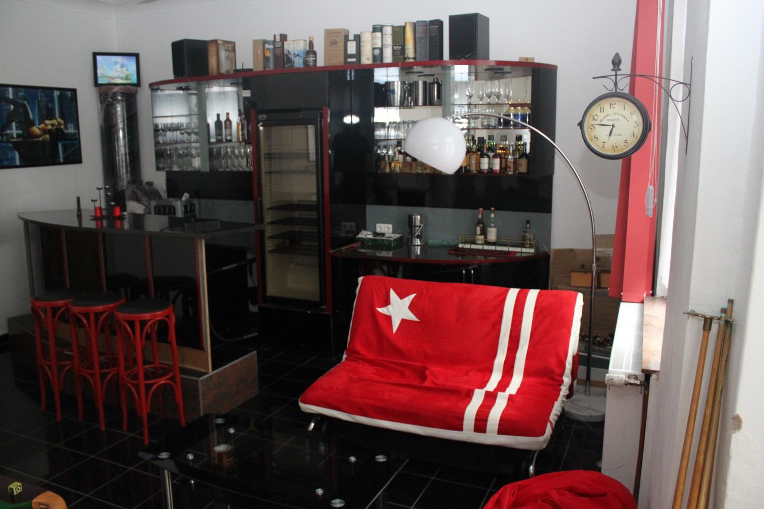 Deluxe Studio - Photo 8