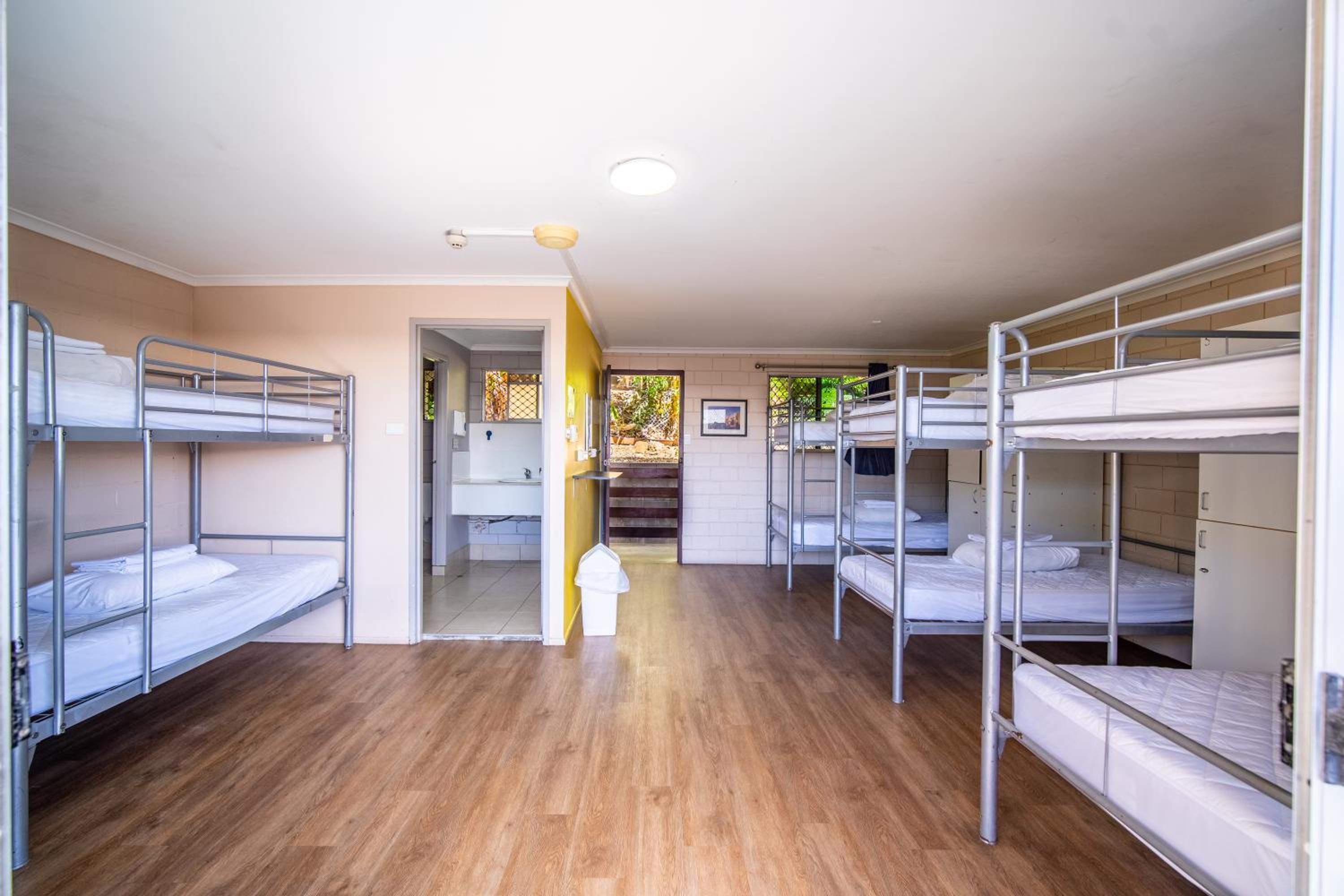 Bed in 8-Bed Mixed Dormitory Room - Adult Only photo 1