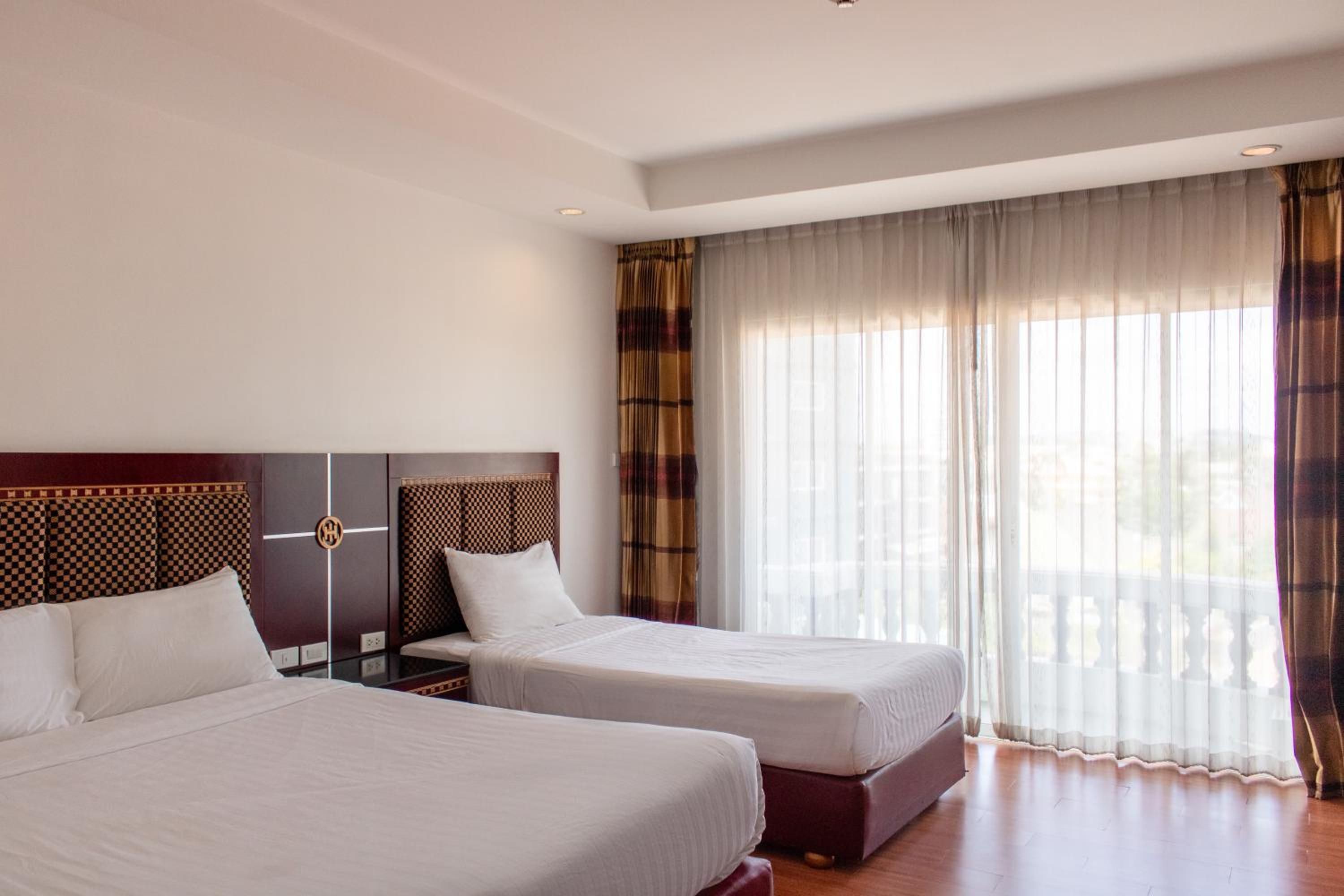 Superior Twin Room photo 3