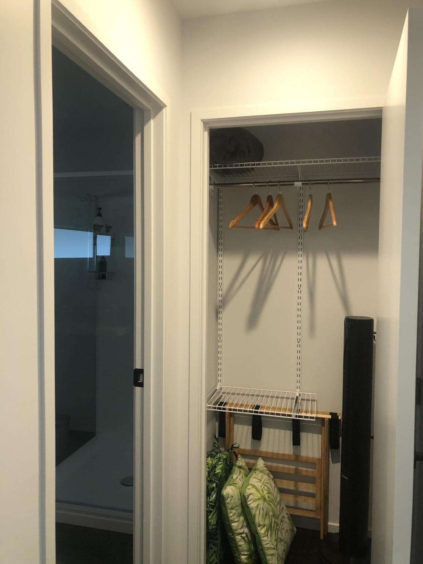 Double Room with Private Bathroom - Photo 4
