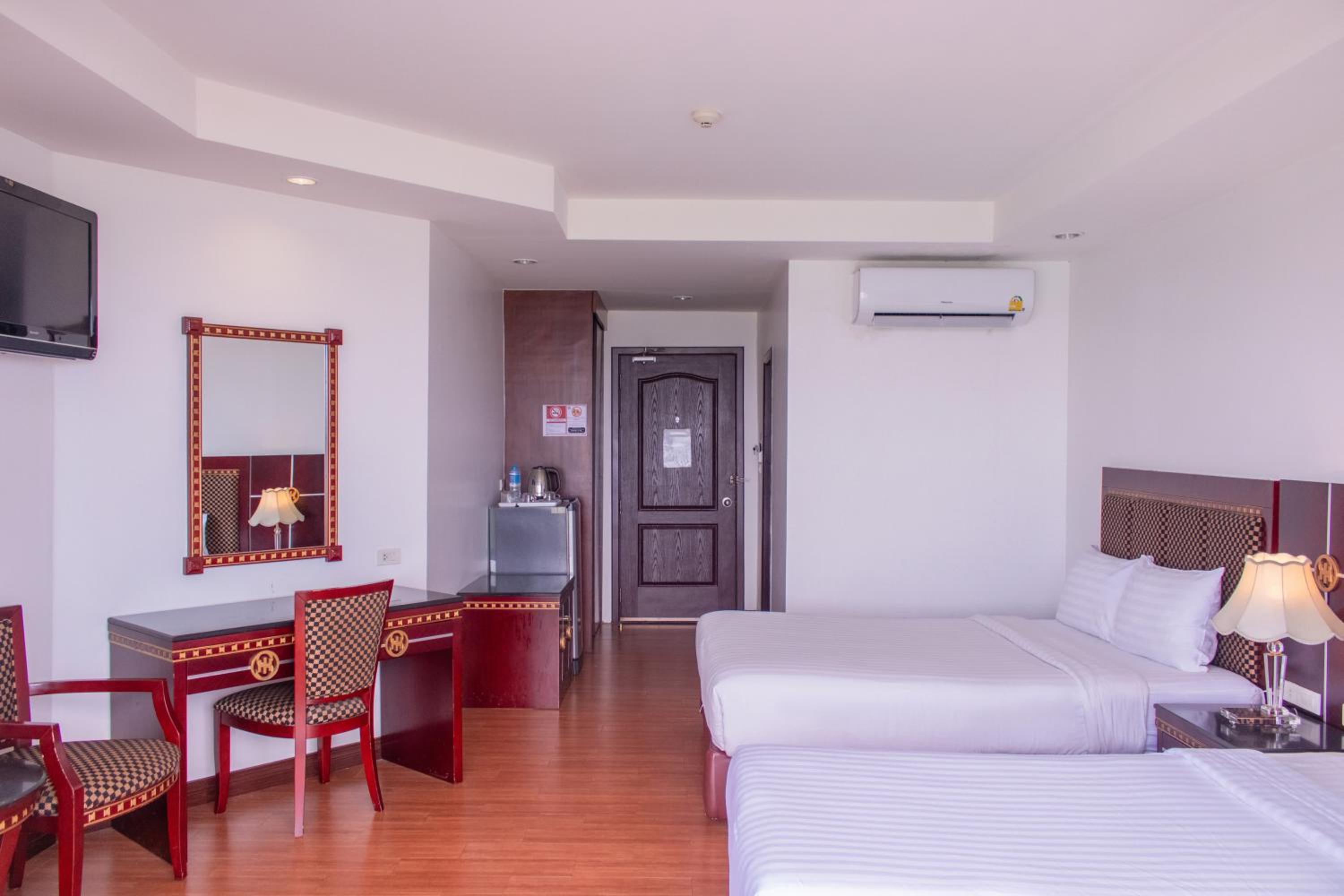Superior Twin Room with Sea View photo 3