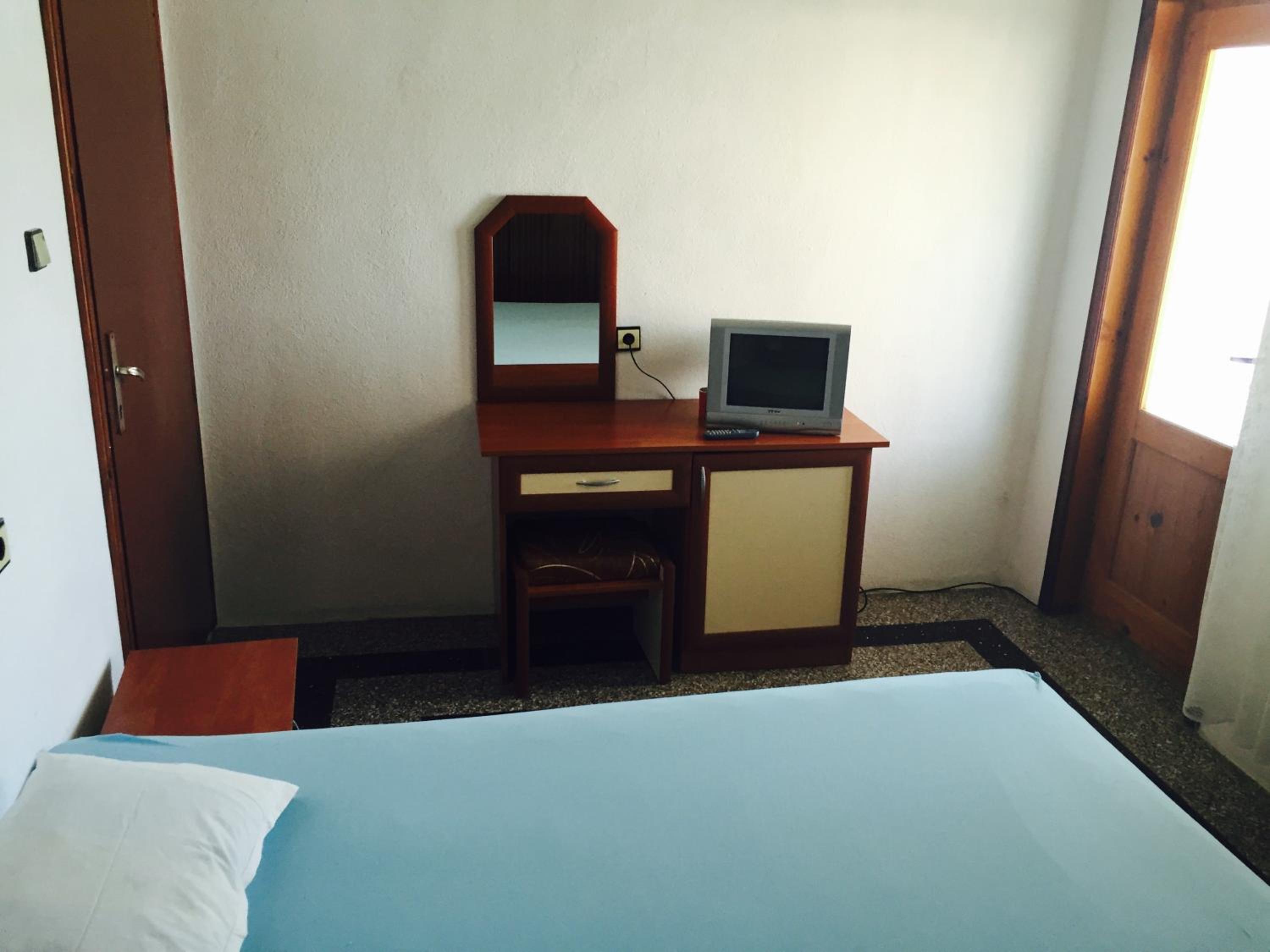Double Room With Private External Bathroom photo 3