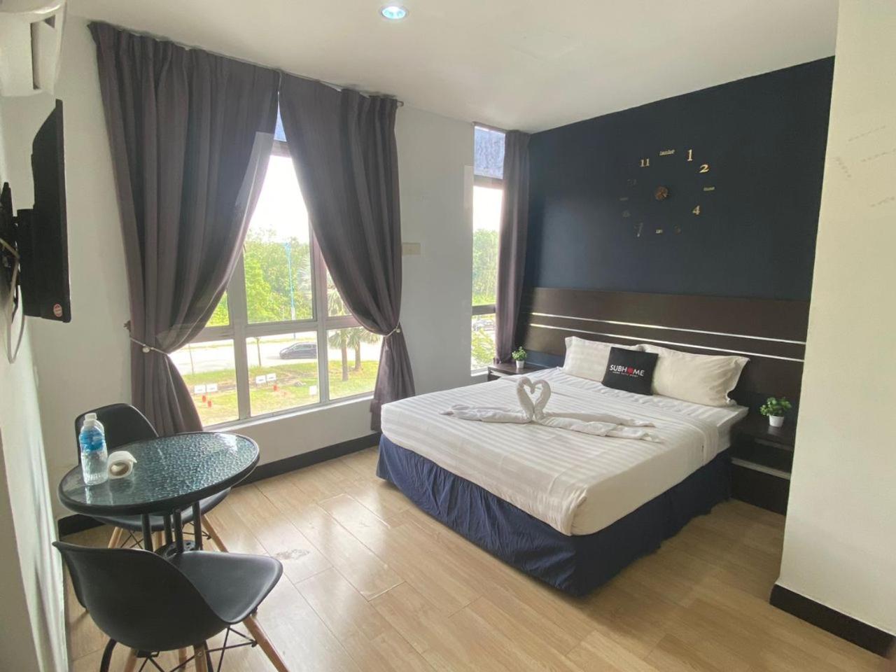 Deluxe Double Room photo 2
