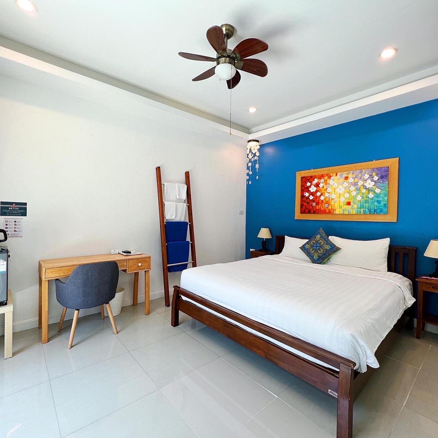 King Room with Pool View