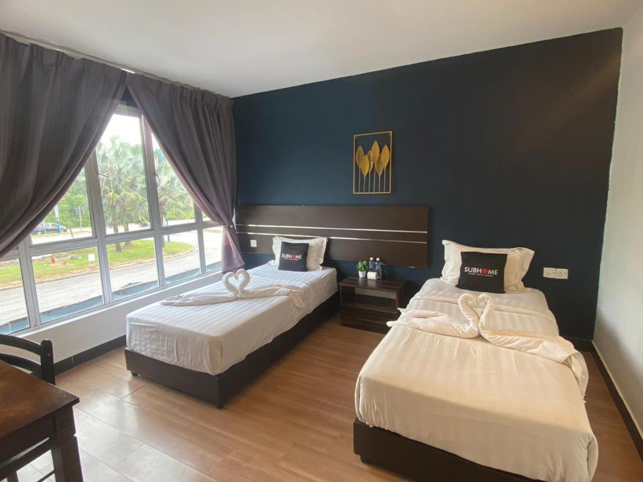 Deluxe Twin Room photo 2