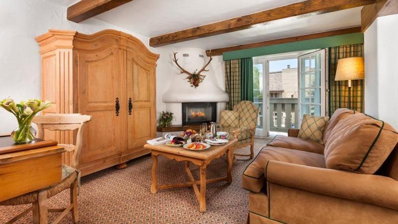 2 Bedroom
