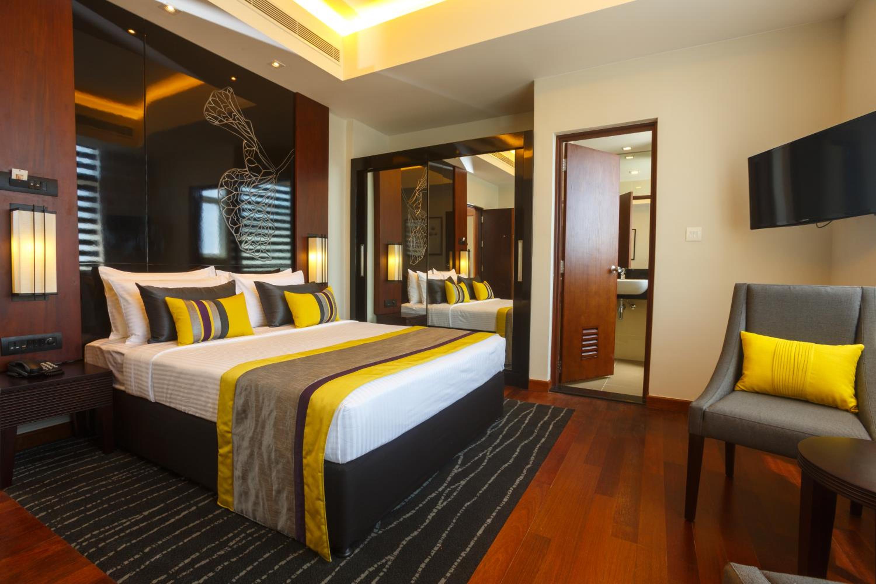 Deluxe Double or Twin Room with Free Early Check-in and Late Check Out (Subject to availability) and 10% Discount on Food at Hotel Restaurant  photo 3