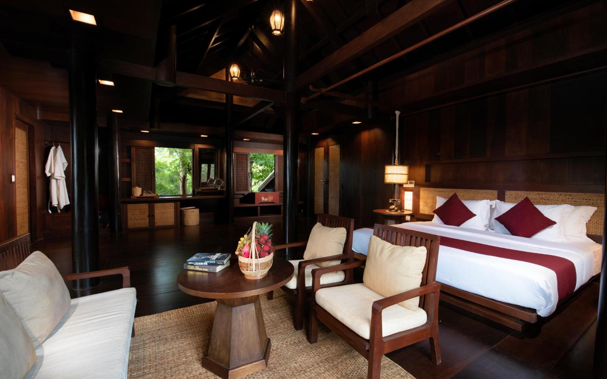 Private Villa - Daily Afternoon Tea + Personal Butler